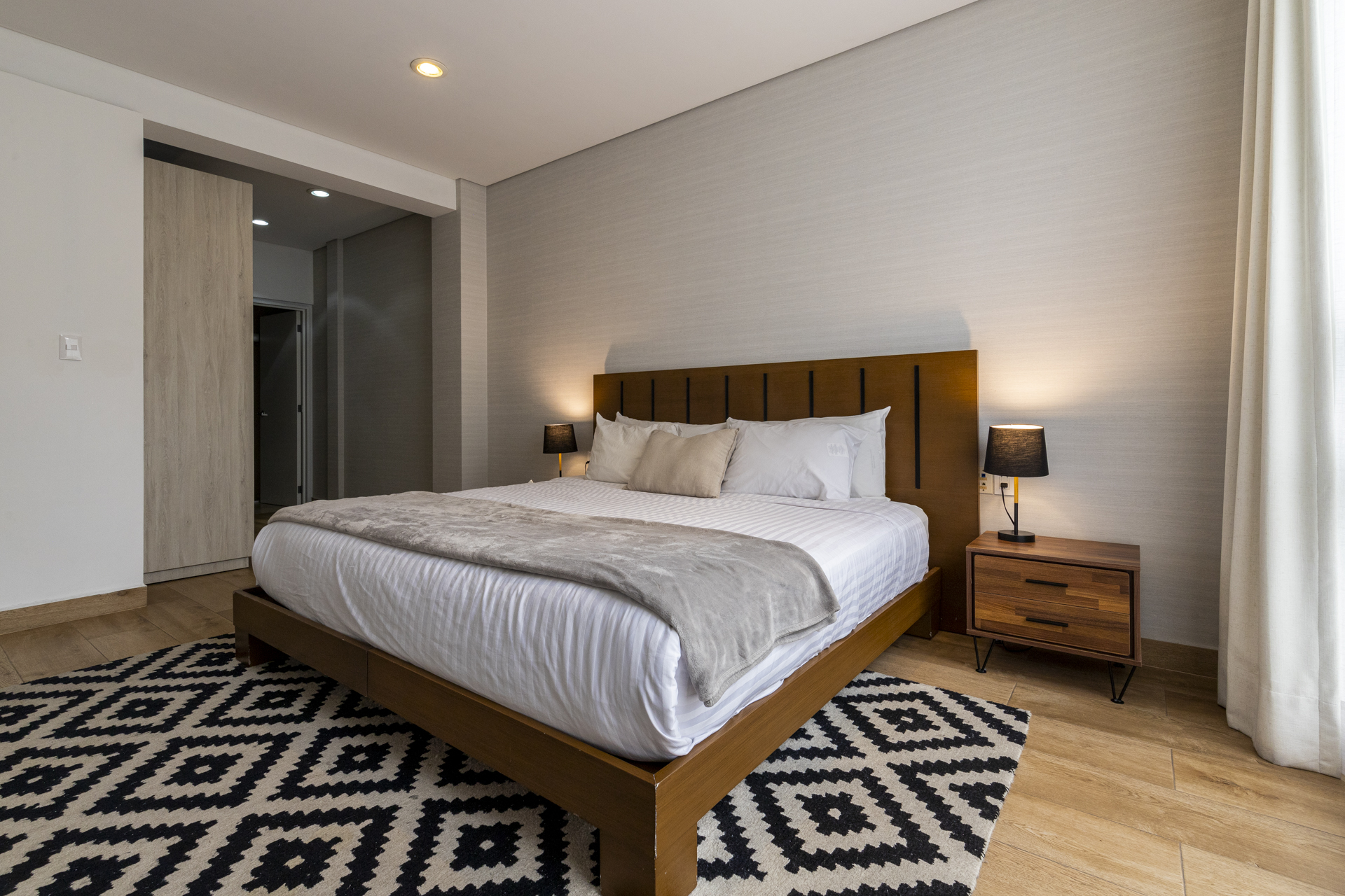 Apartment with Balcony