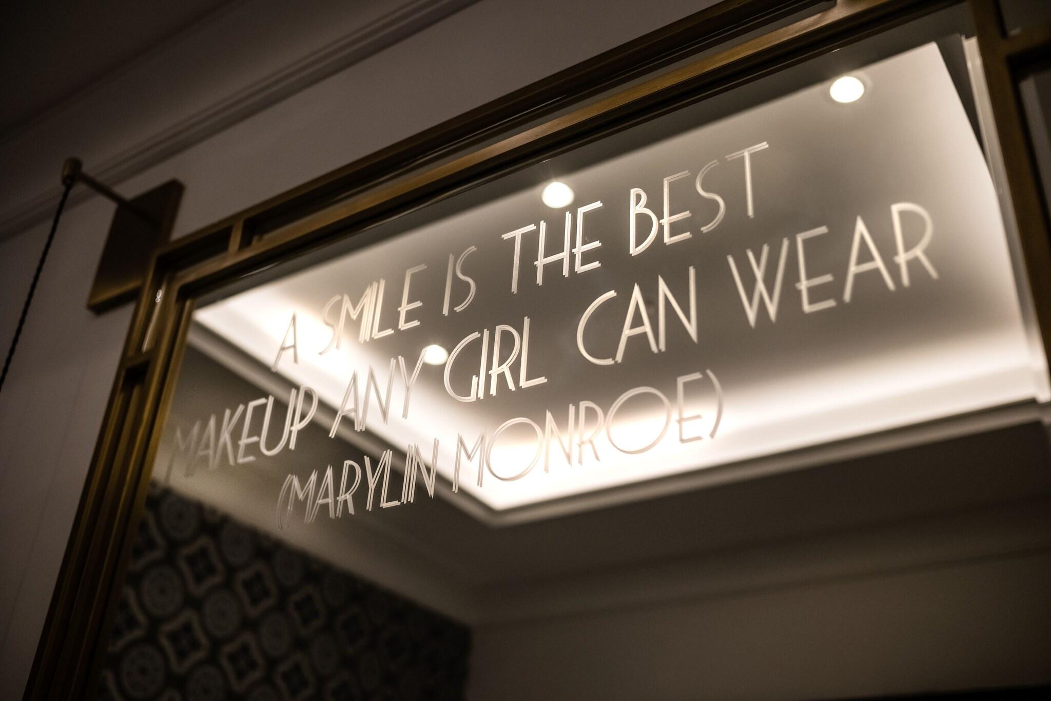 Twin Deluxe Two Beds