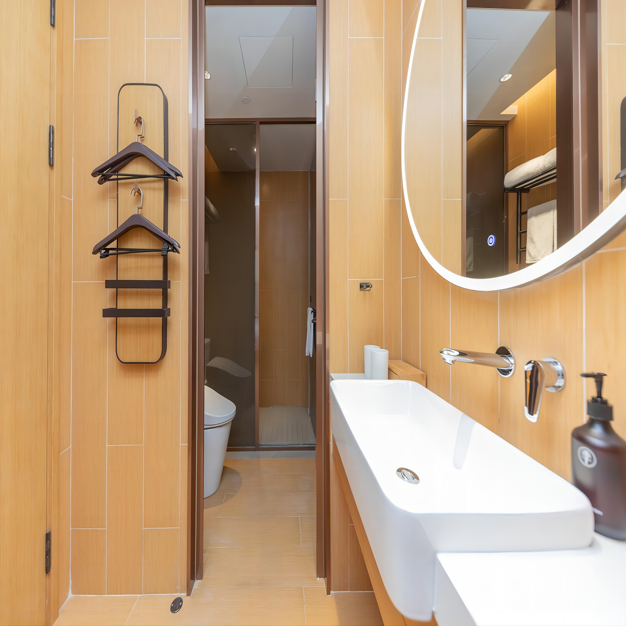 Double or Twin Business King Bed