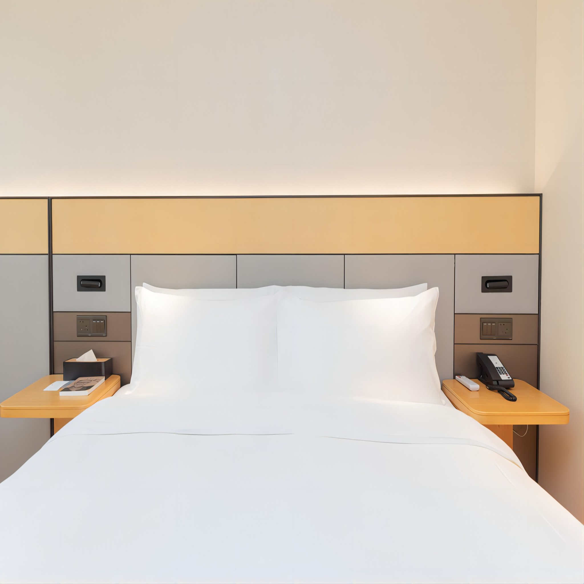 Double or Twin Business King Bed