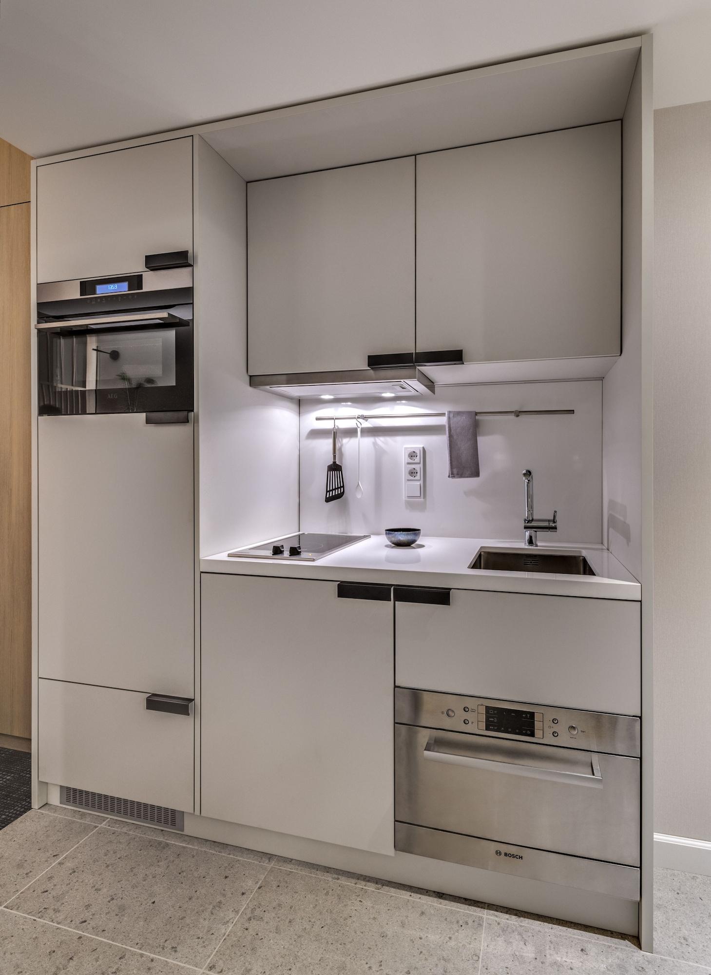 Studio Premier King Bed