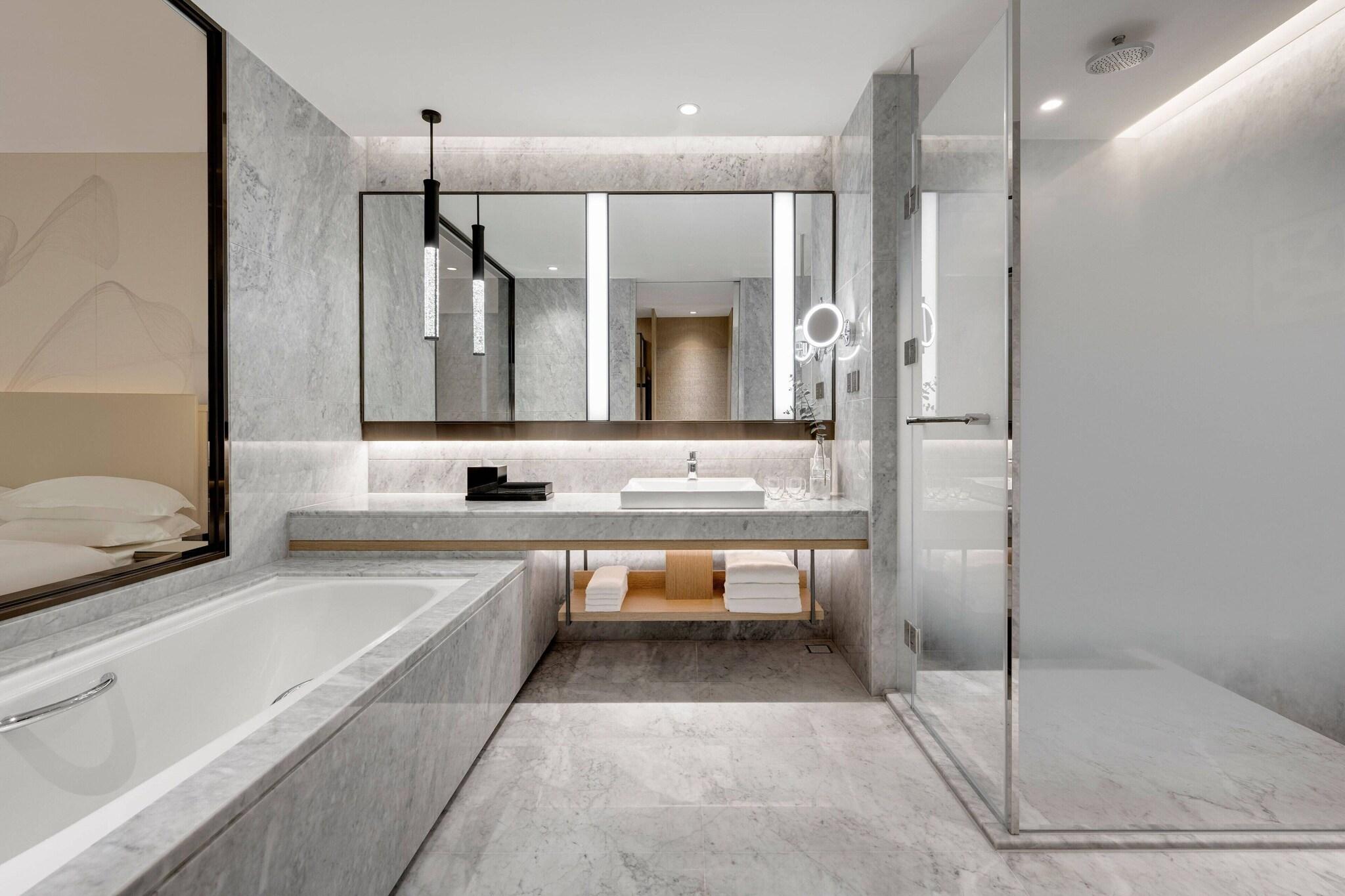 Family Room City View Two Double Beds