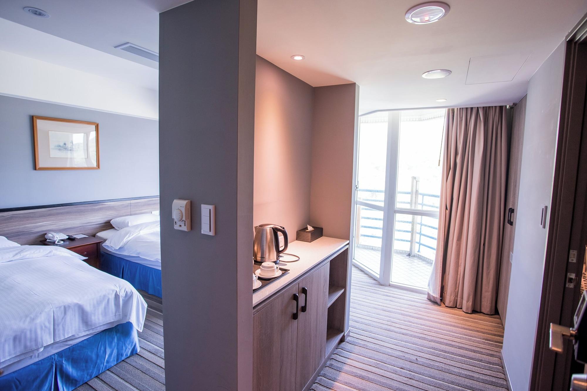 Twin with Shared Bathroom