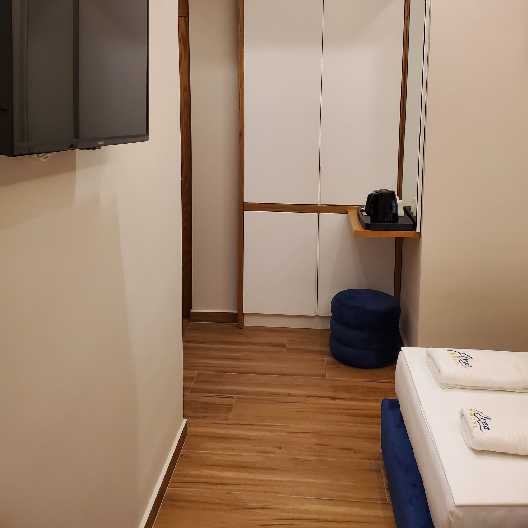 Double or Twin Standard