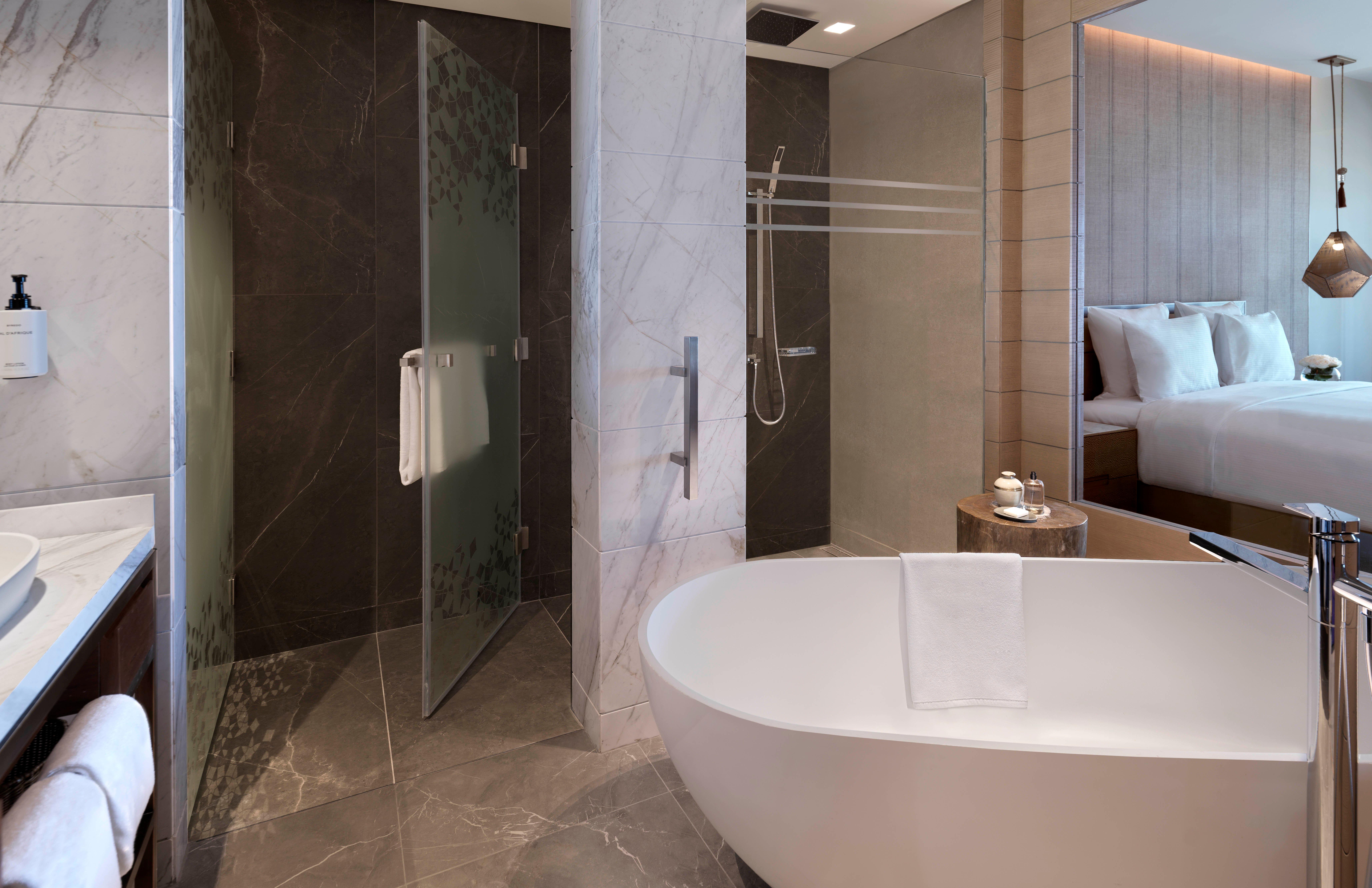 Double Accessible with Views