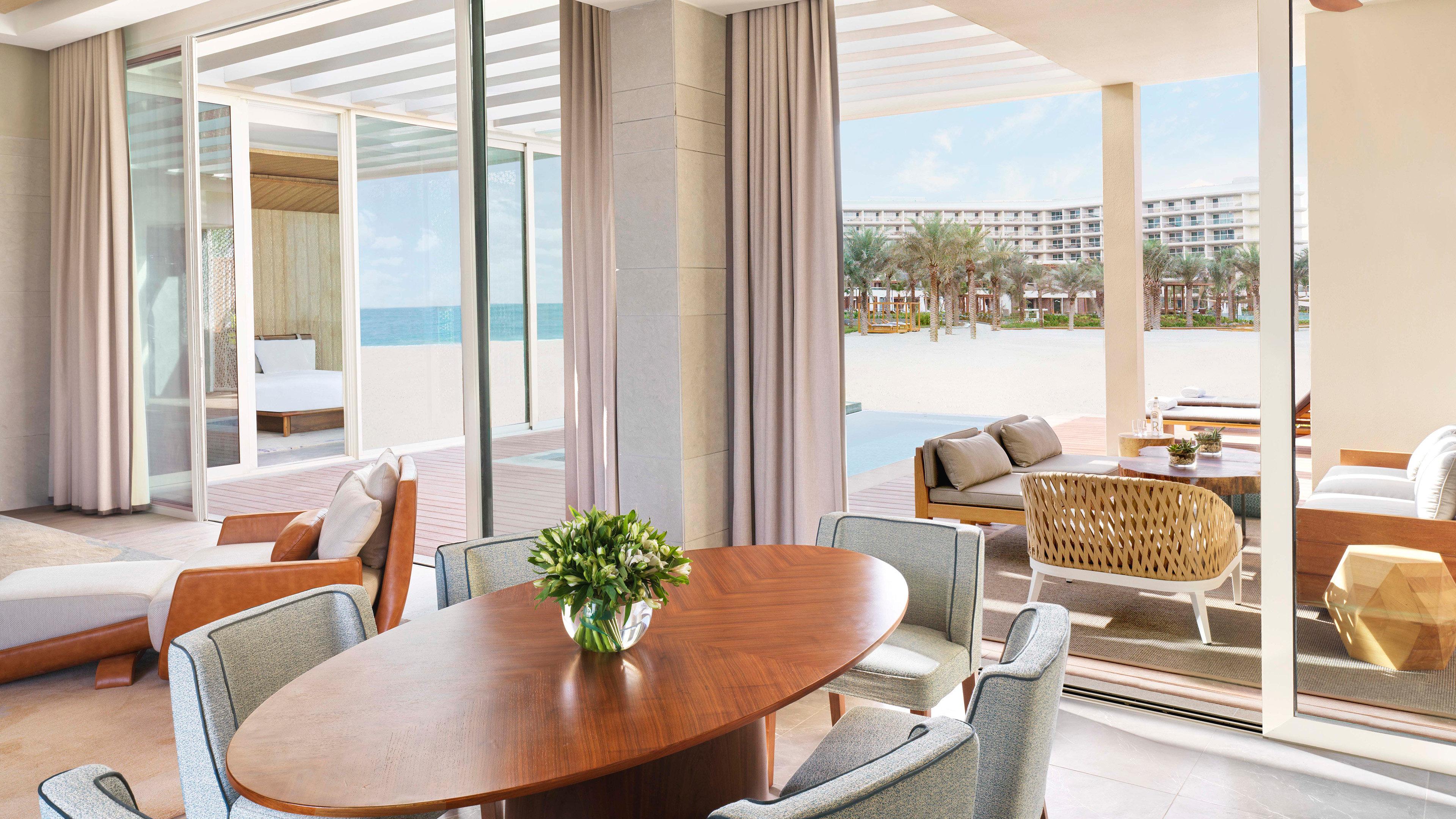 Villa Beach Front with Private Pool