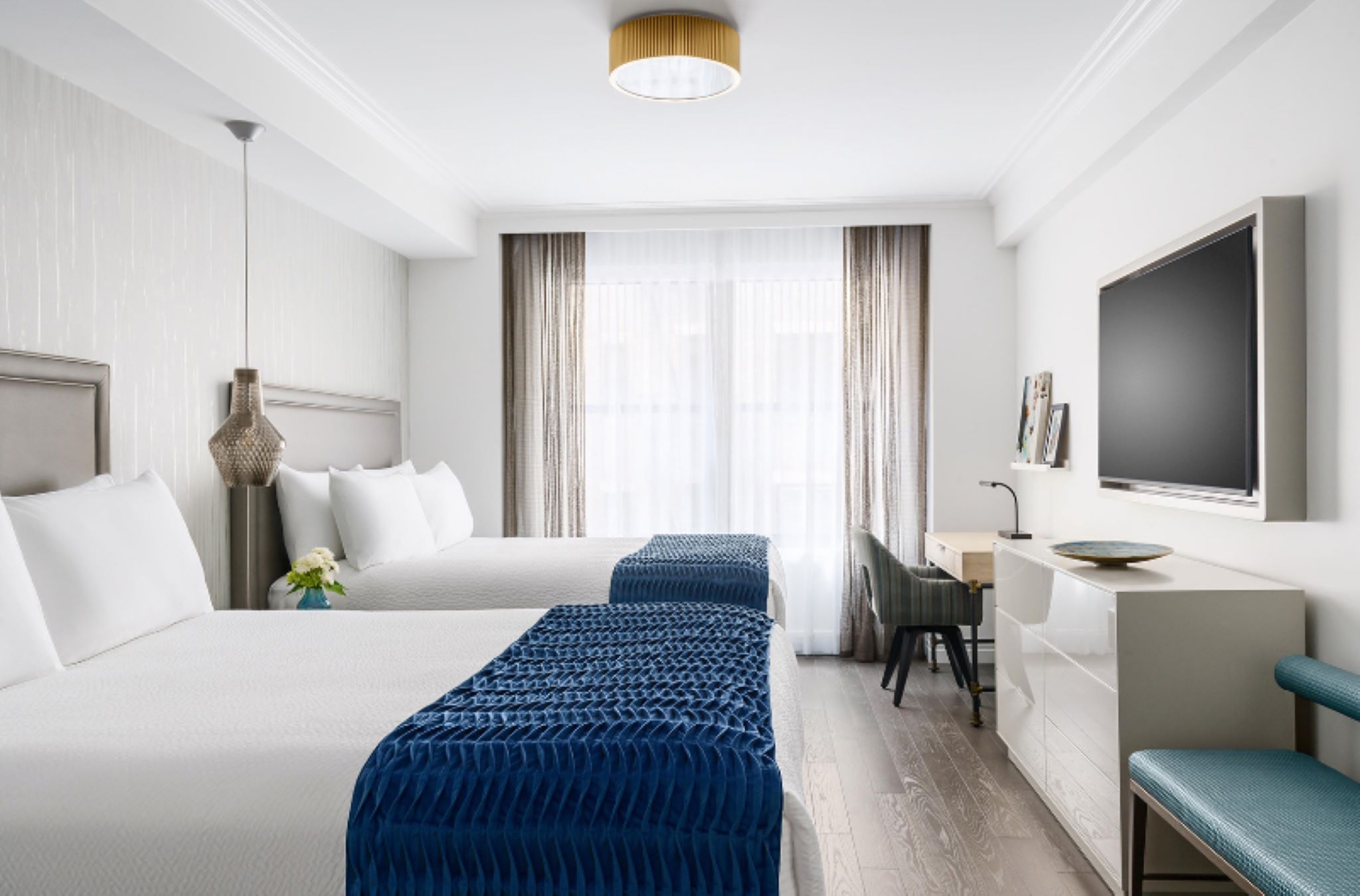 Room Accessible-queen Size Bed