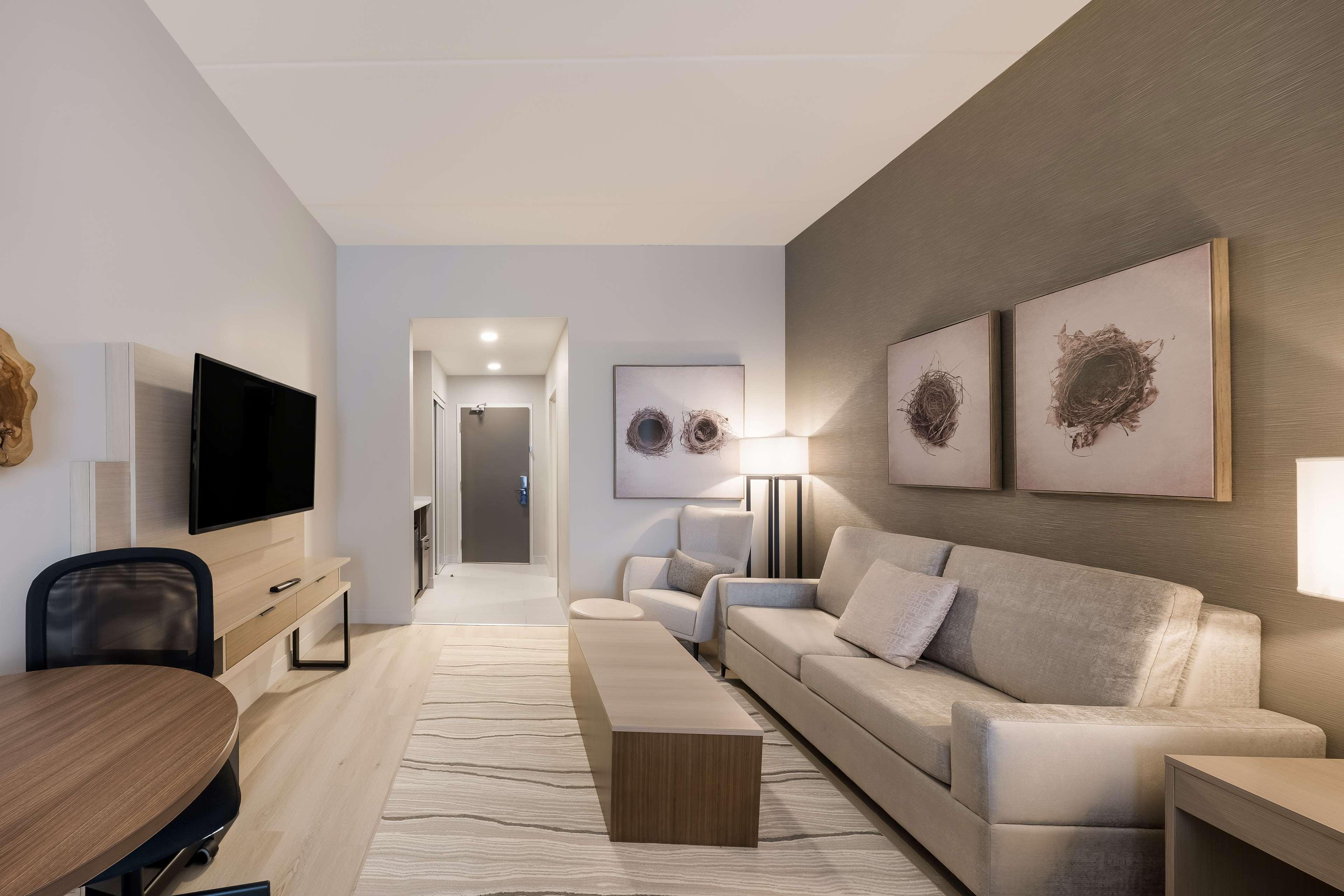 Suite Two Queen Beds