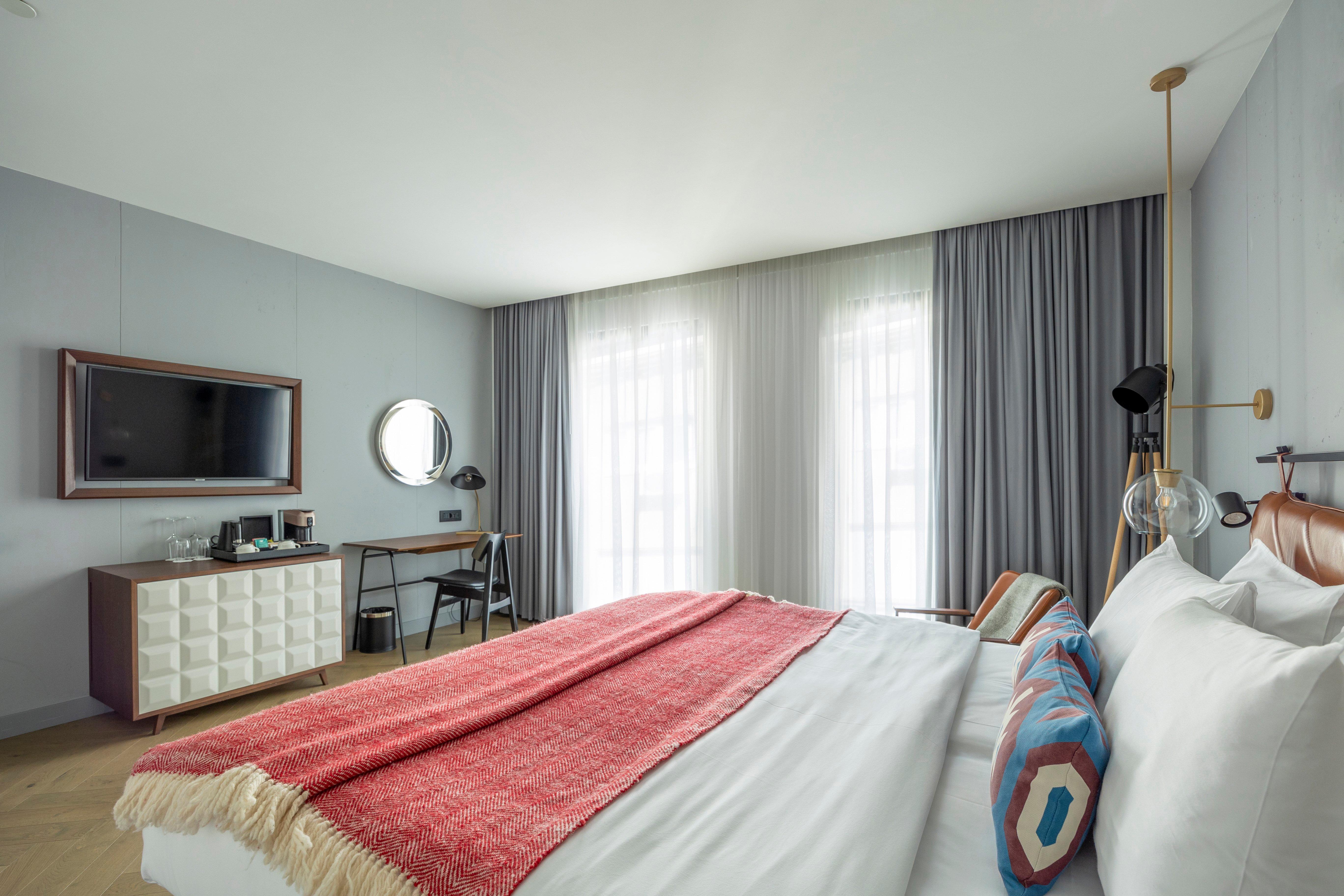 Double Premium King Bed