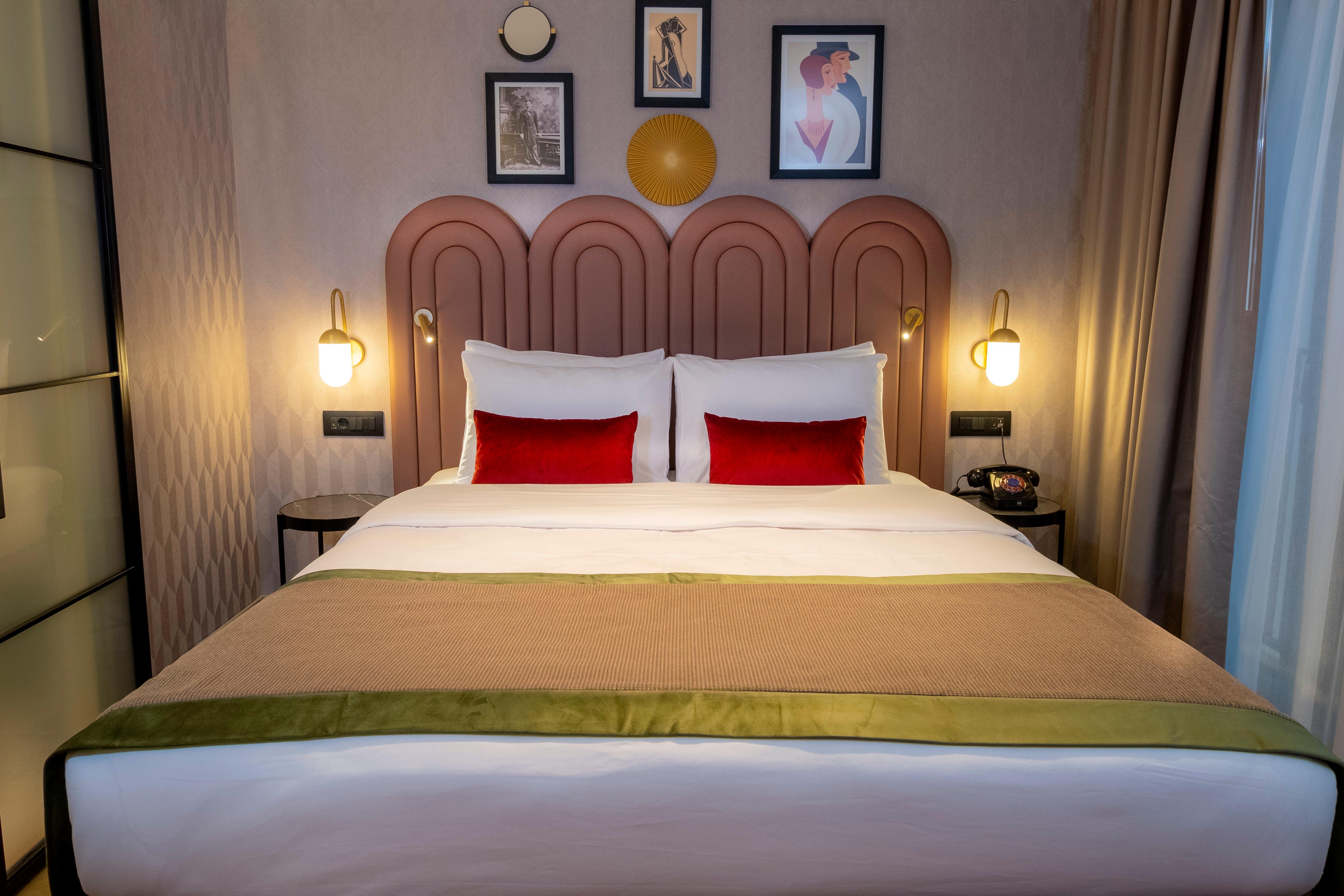 Suite Queen Size Bed