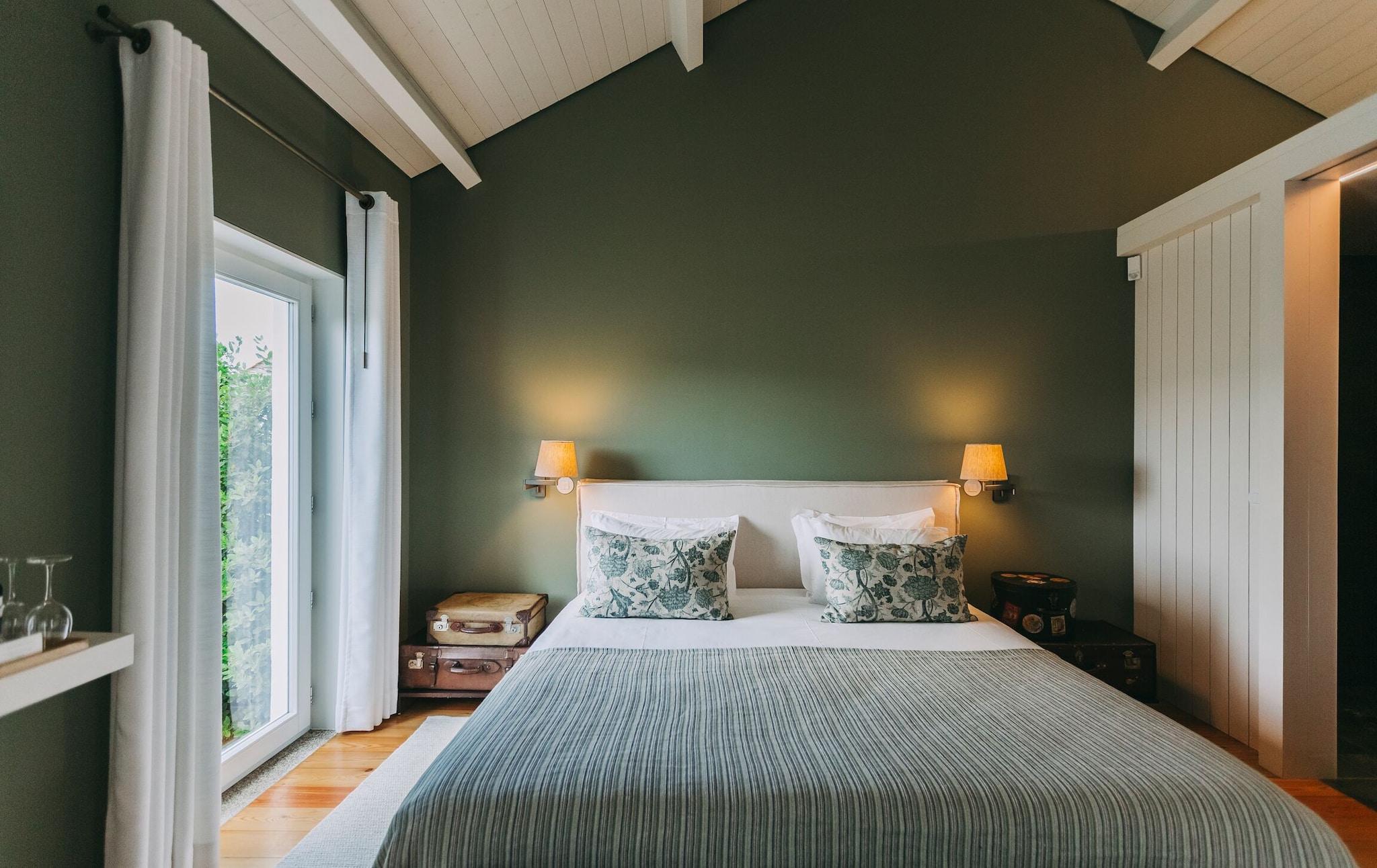 Double Superior King Bed