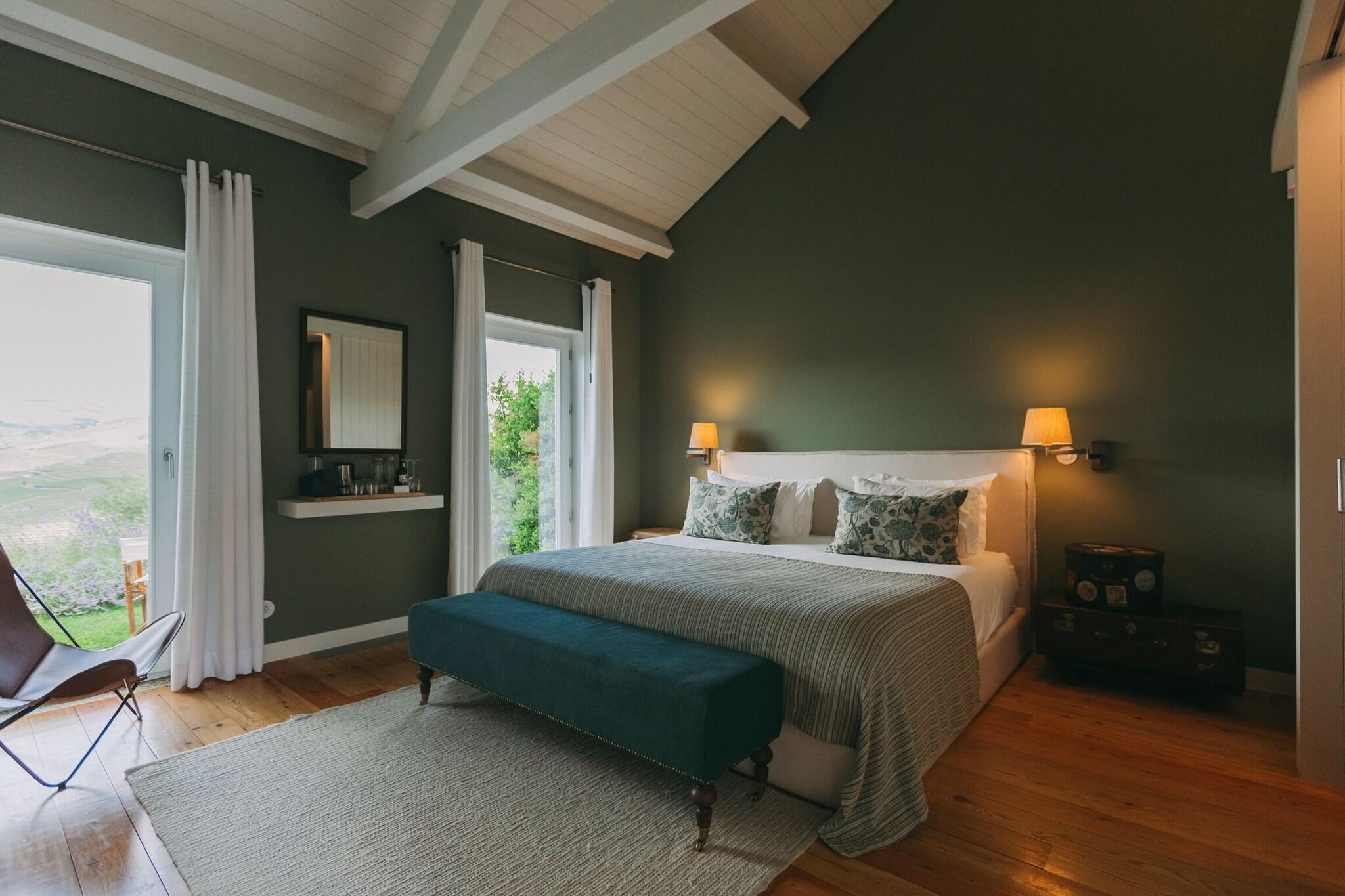 Double Superior King Bed