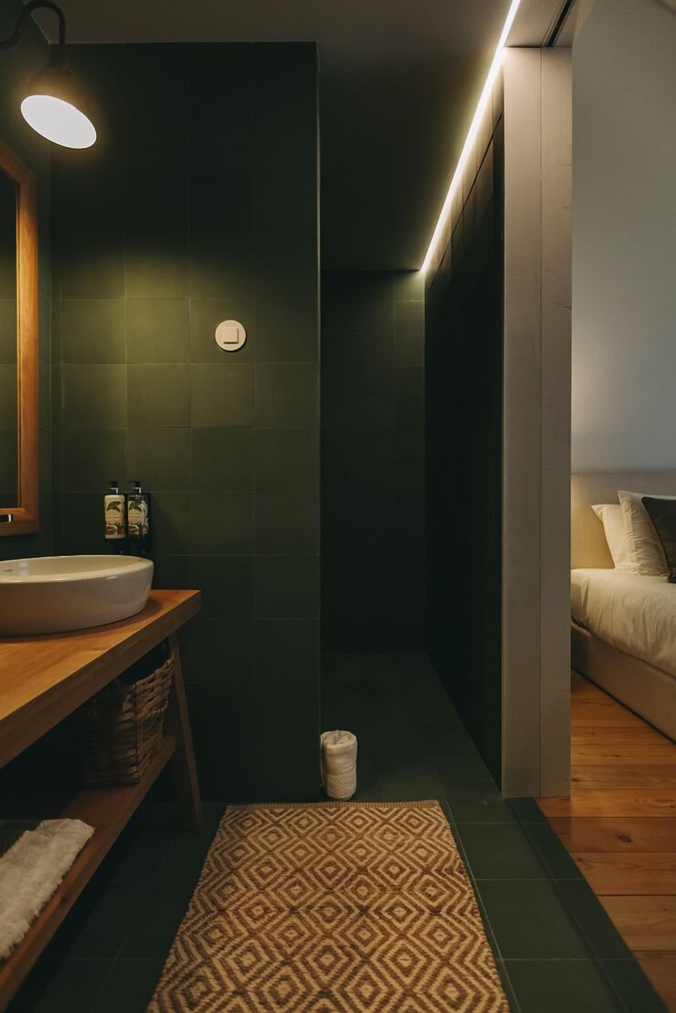 Double Superior King Bed