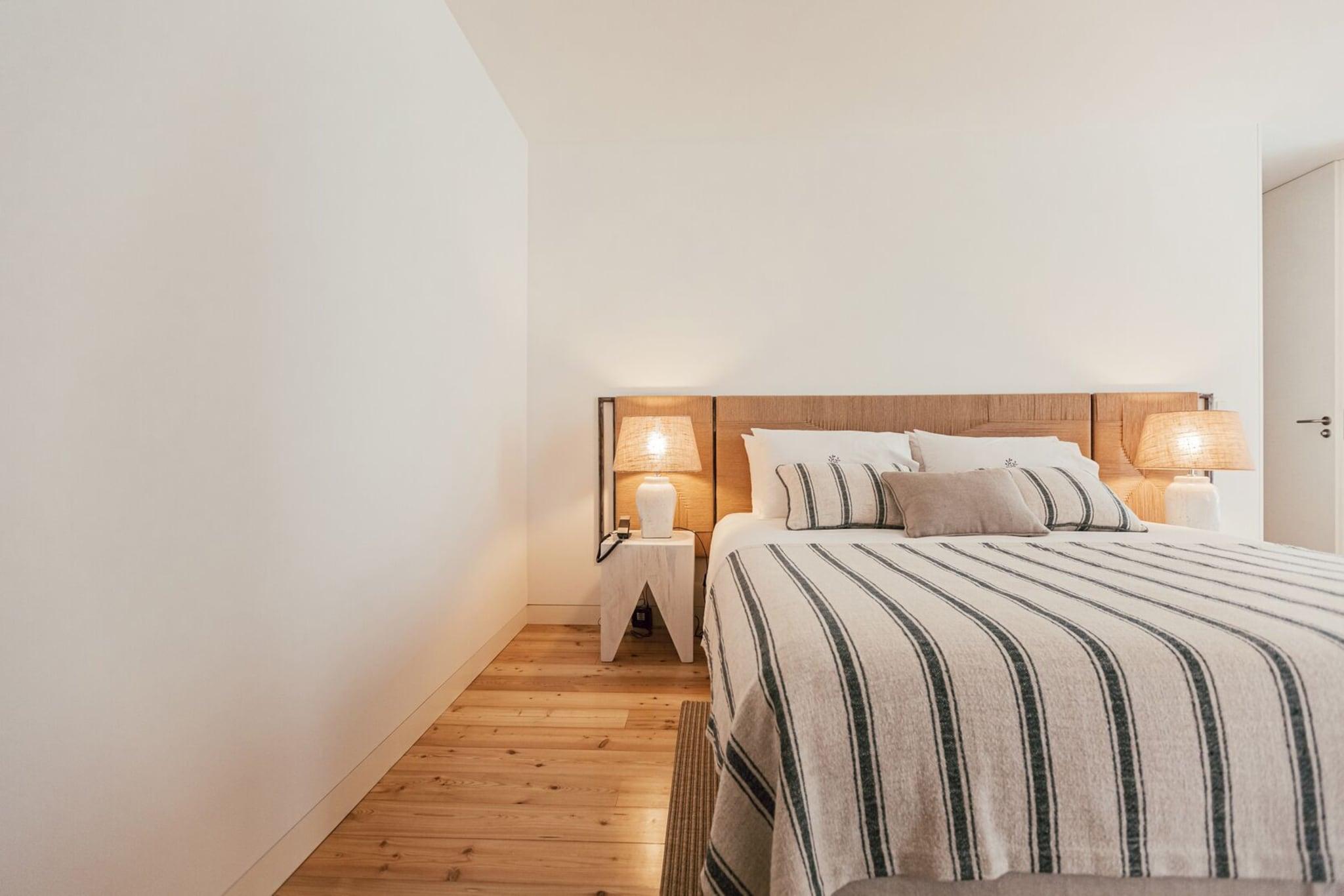 Suite Queen Size Bed