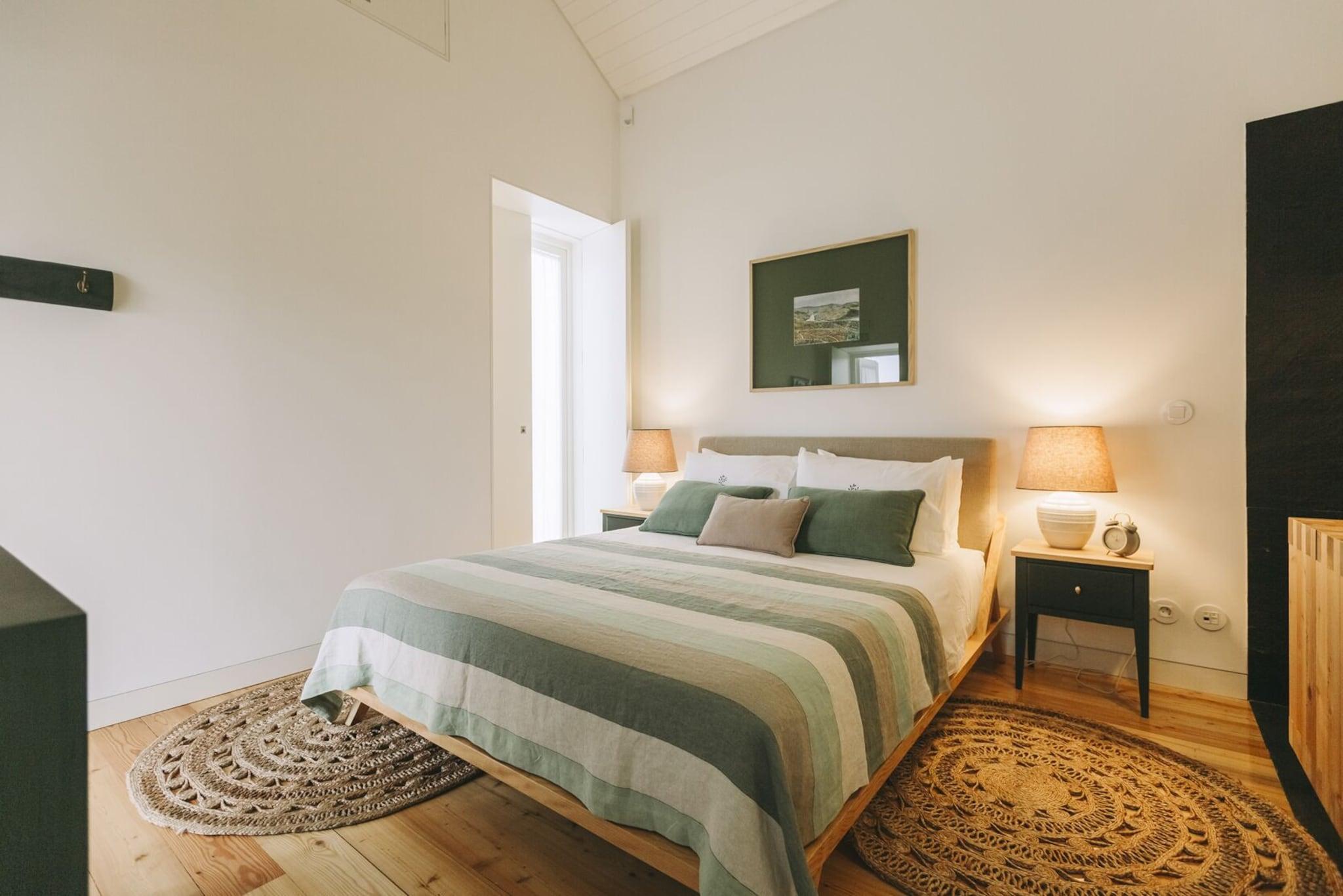 Double Queen Size Bed