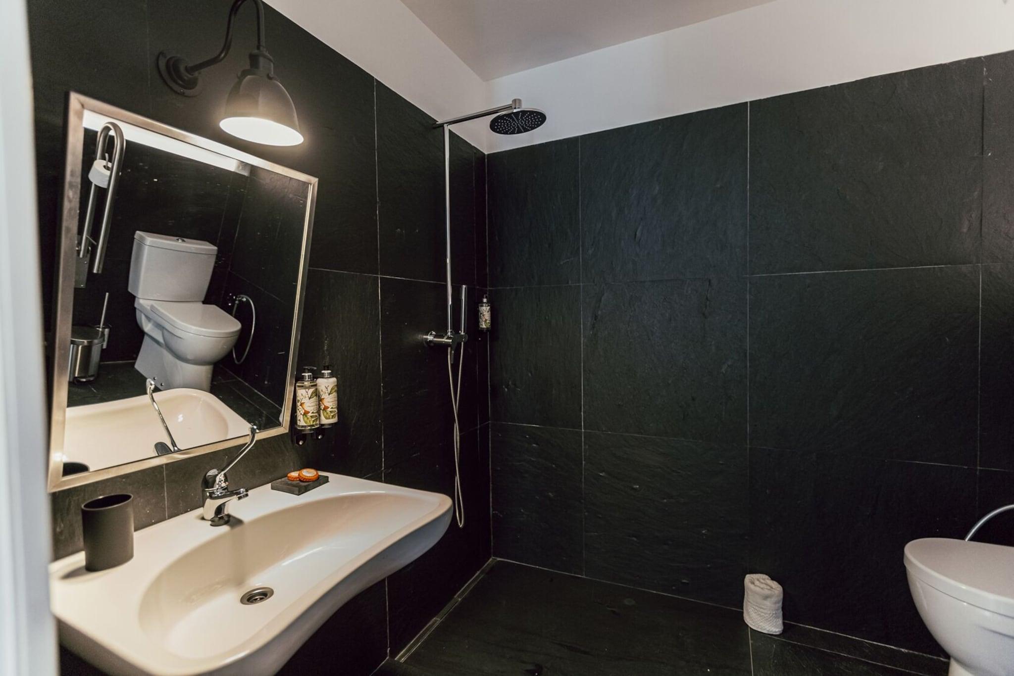 Suite Queen Size Bed