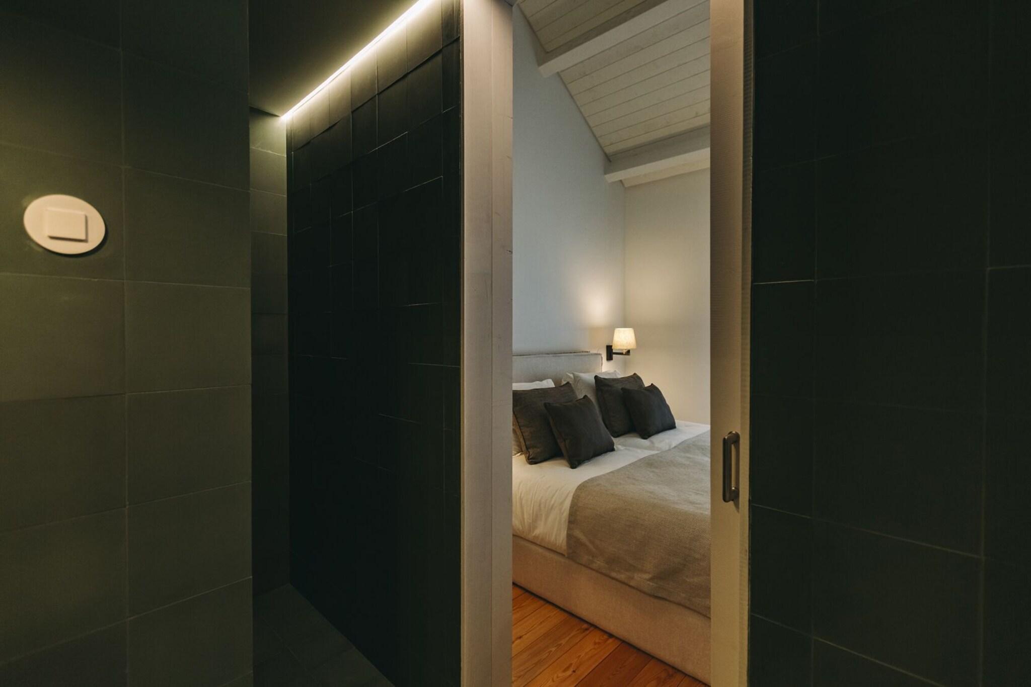 Double Superior King Bed