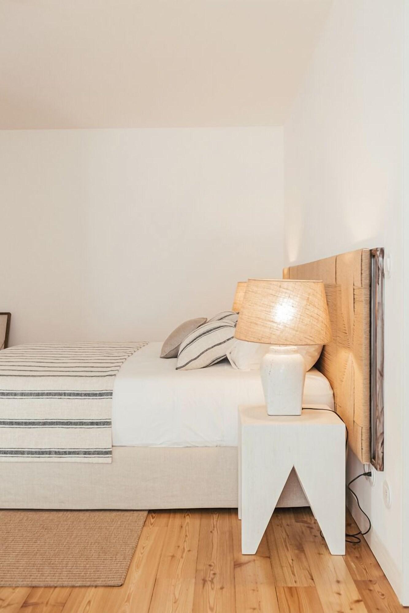 Suite Queen Size Bed