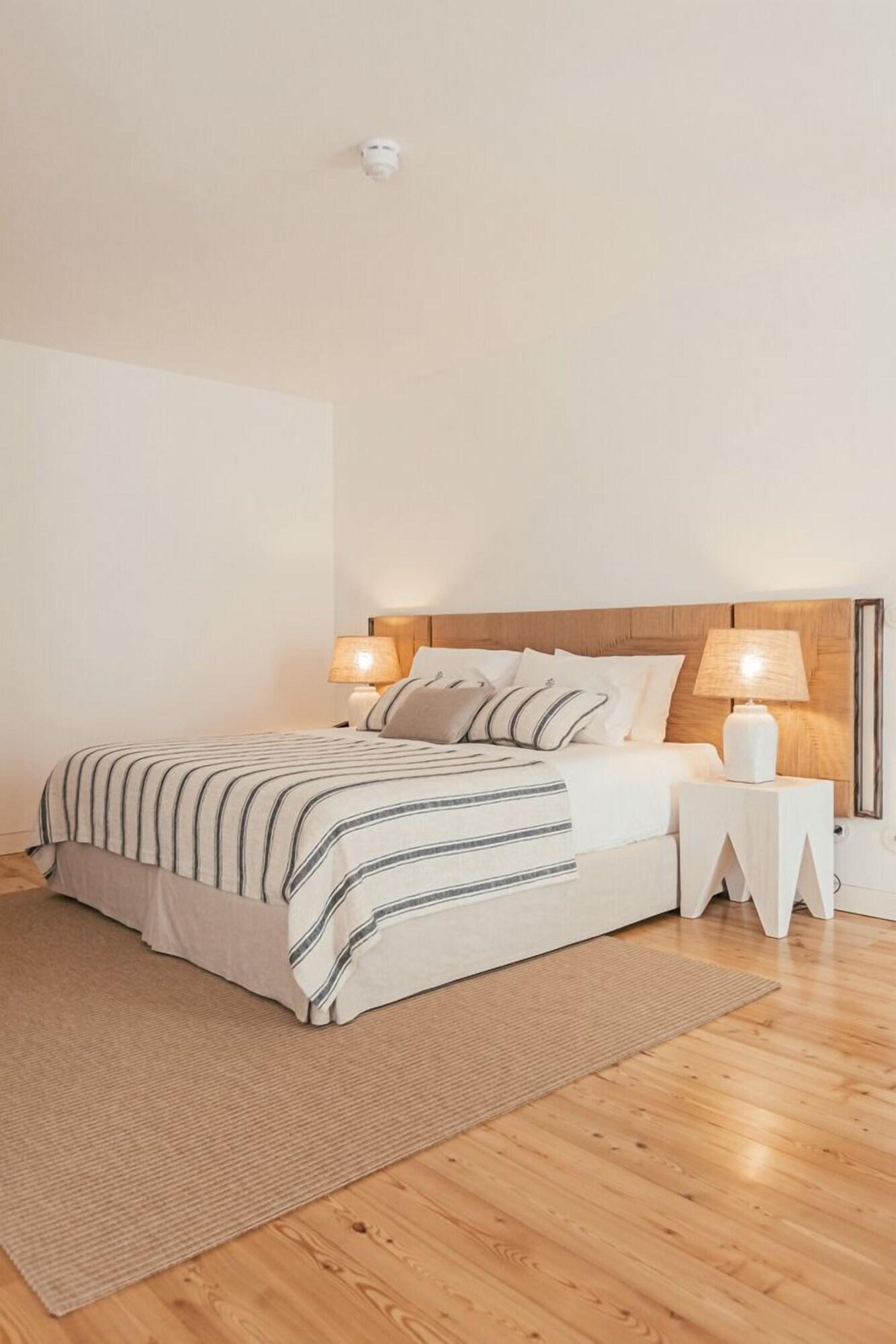 Suite Queen Size Bed