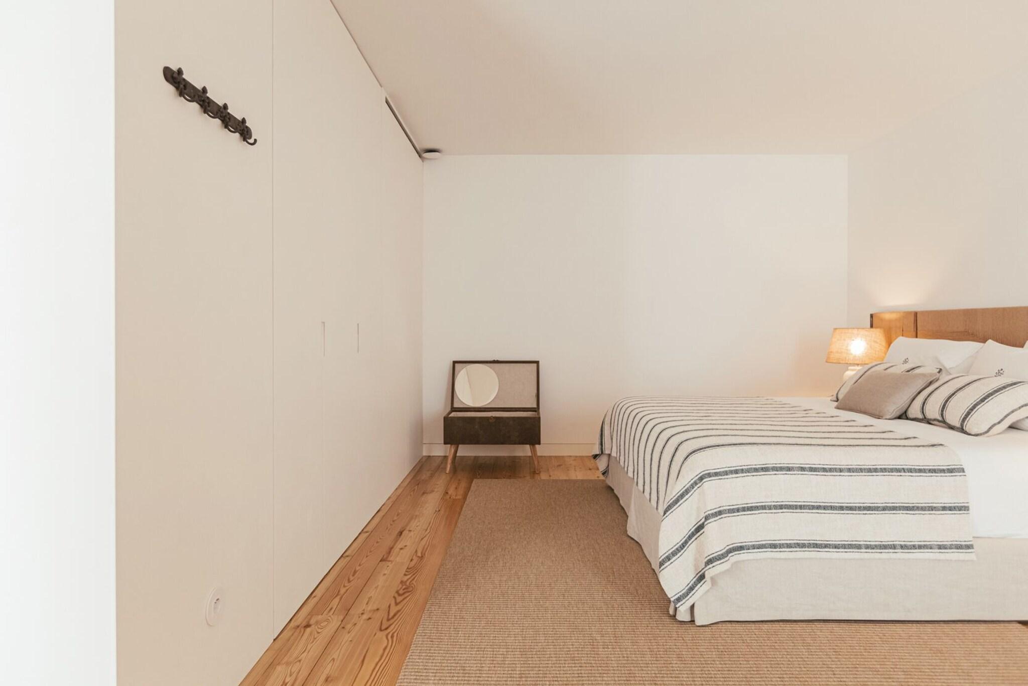 Suite Queen Size Bed