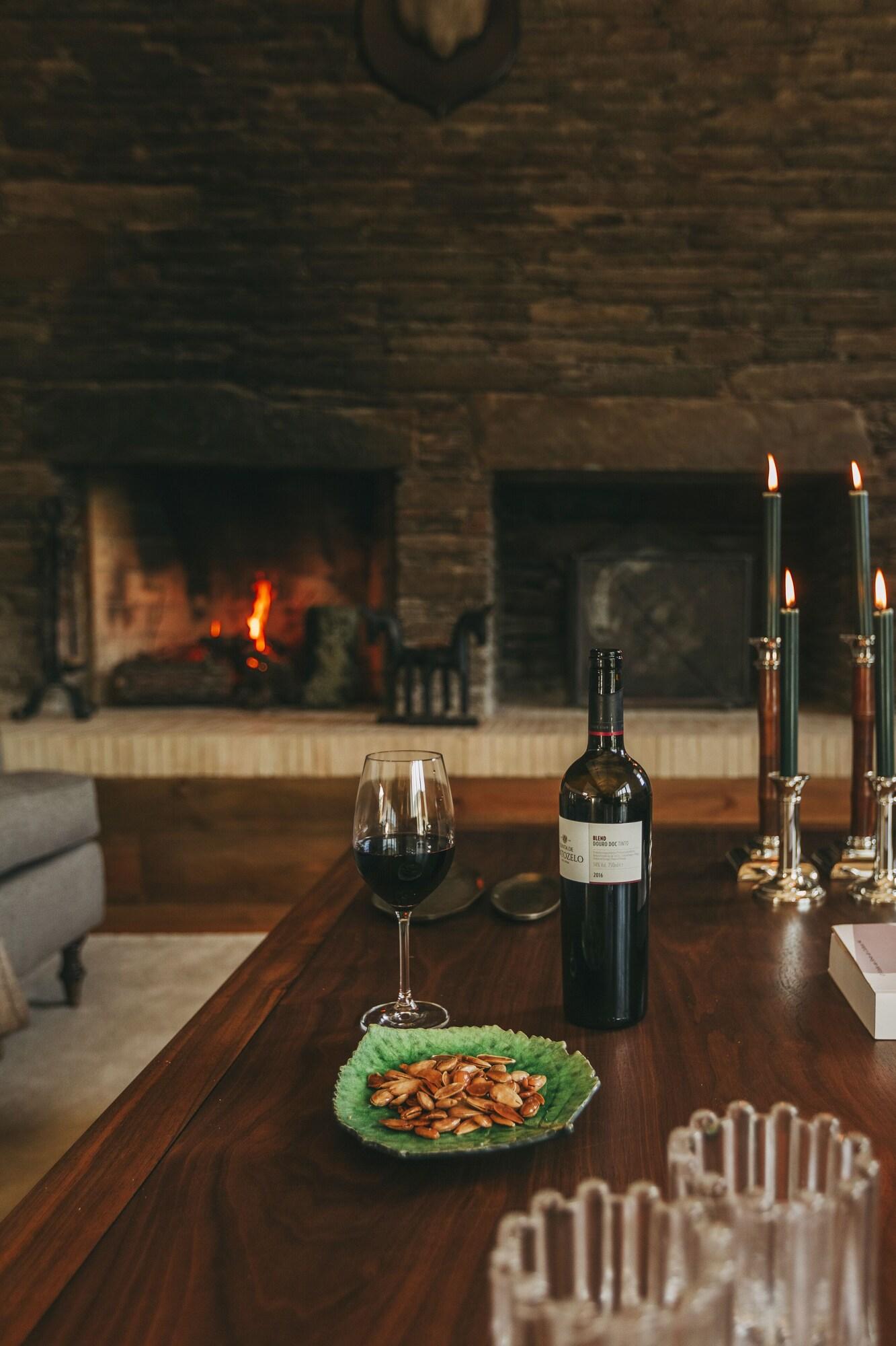 Double Queen Size Bed