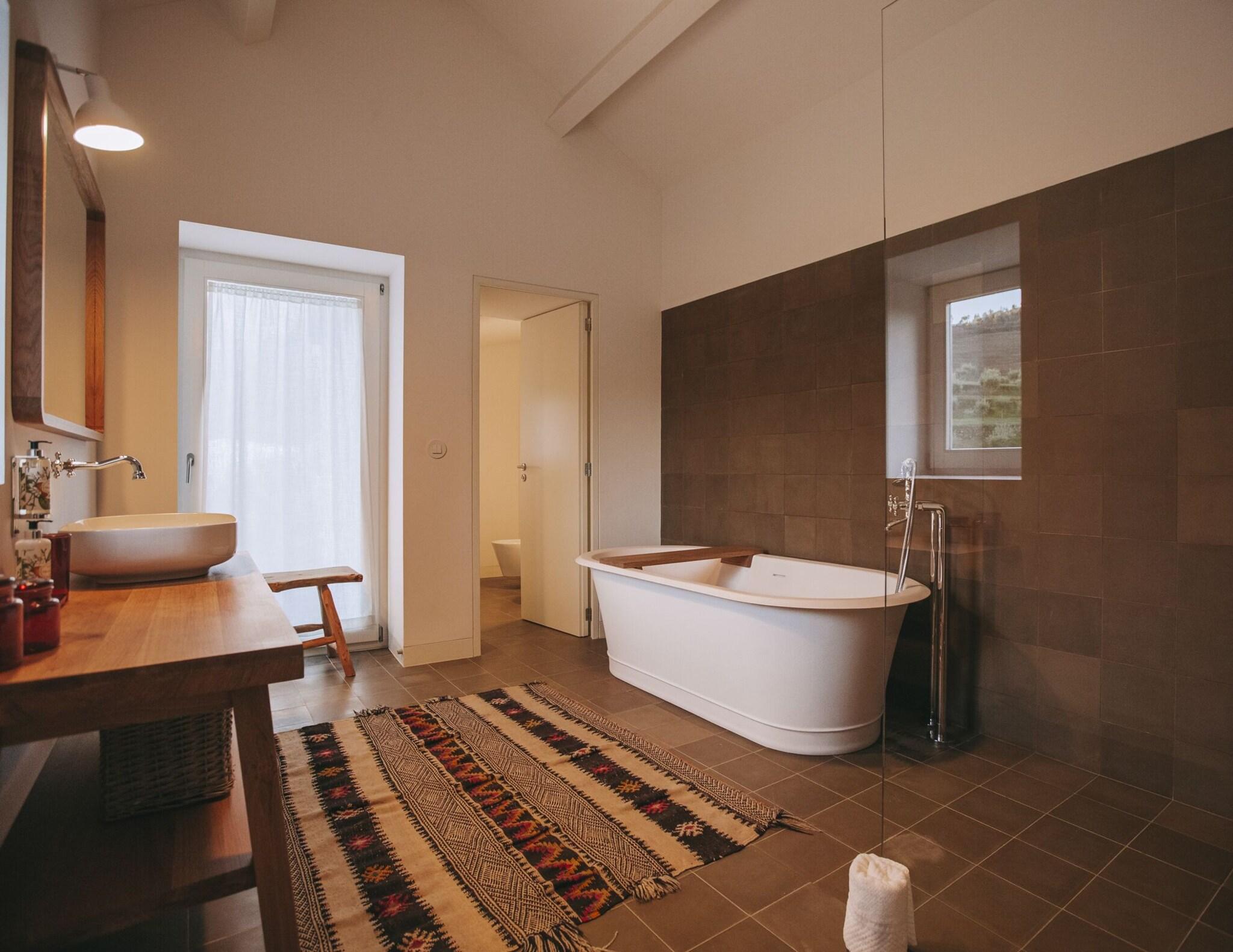 Junior Suite King Size Bed