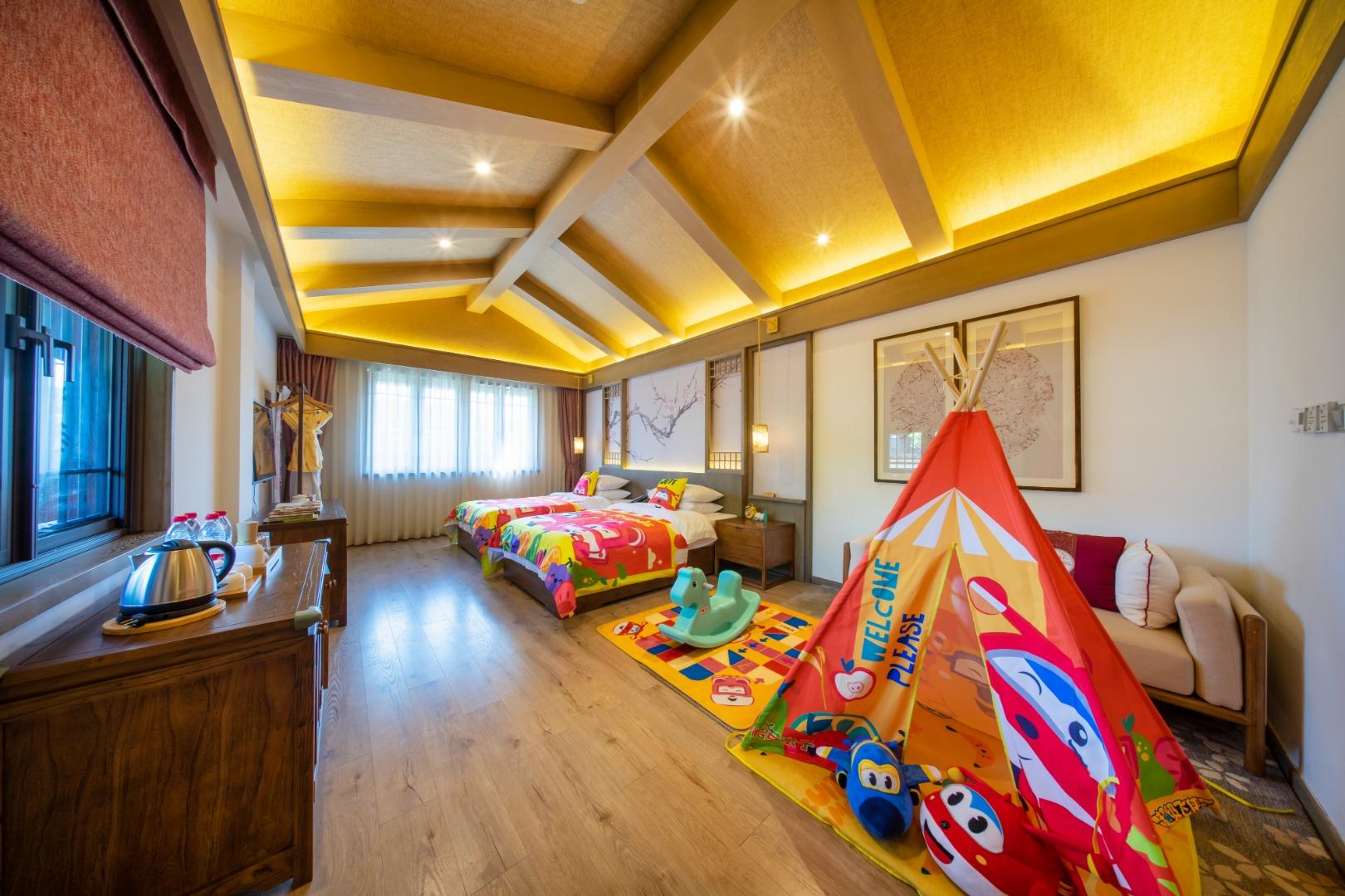 Family Room Standard