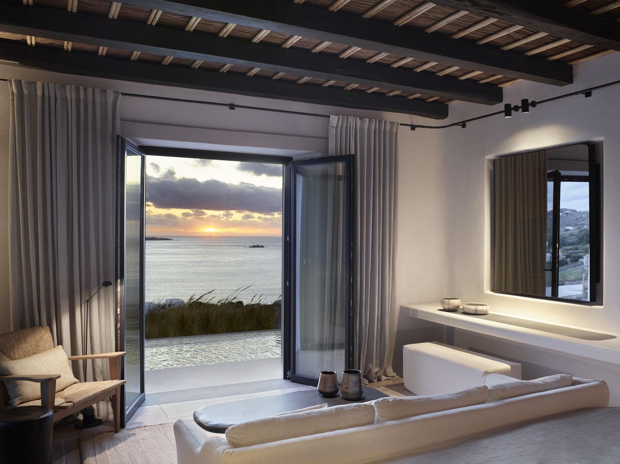 Suite Sea View with Private Pool