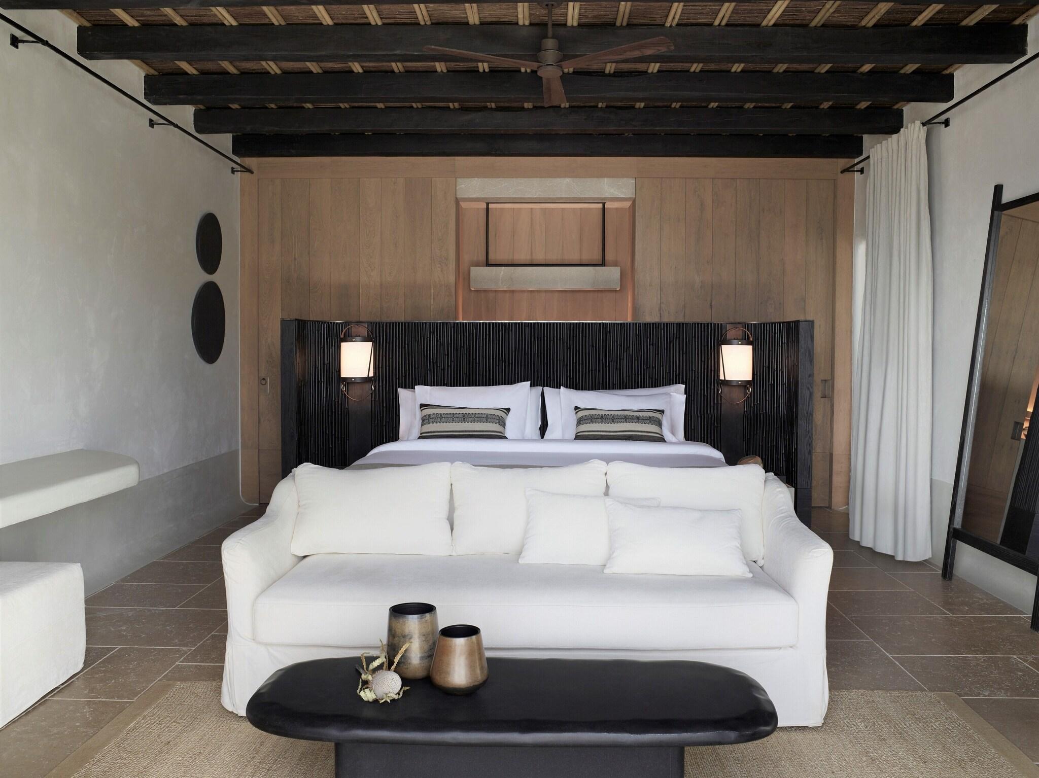 Suite Sea View with Private Pool