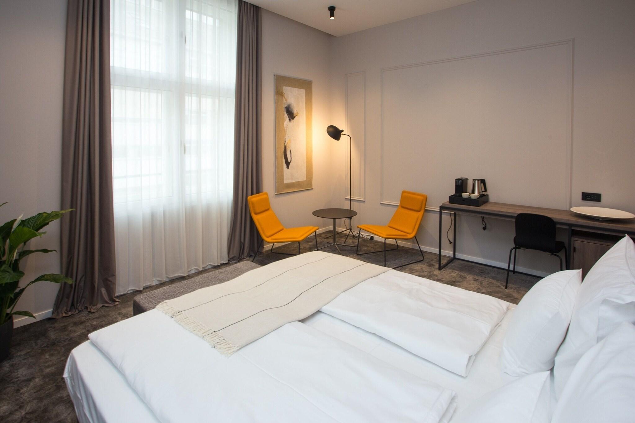 Double Superior King Bed