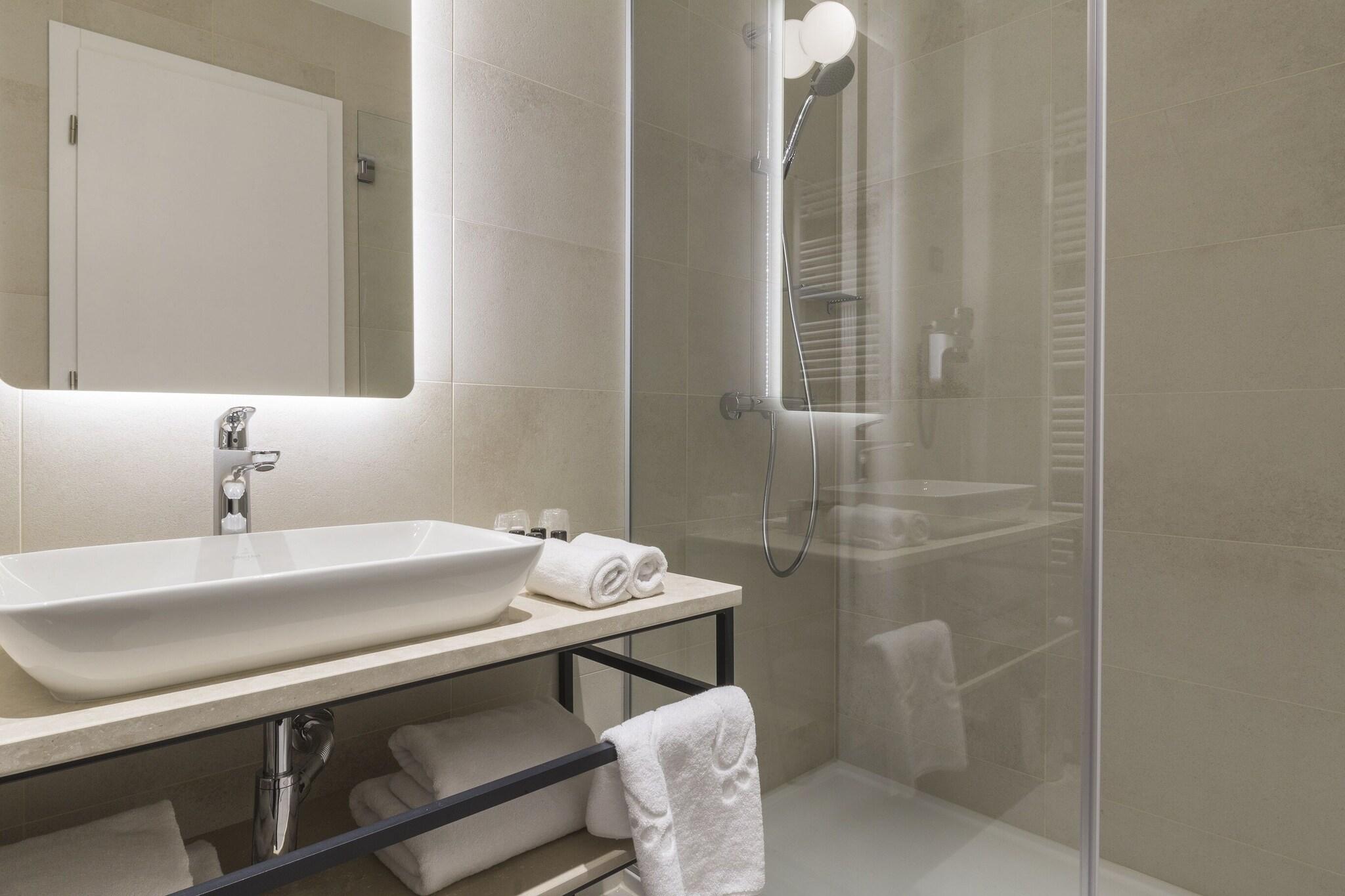 Suite with Double Bed