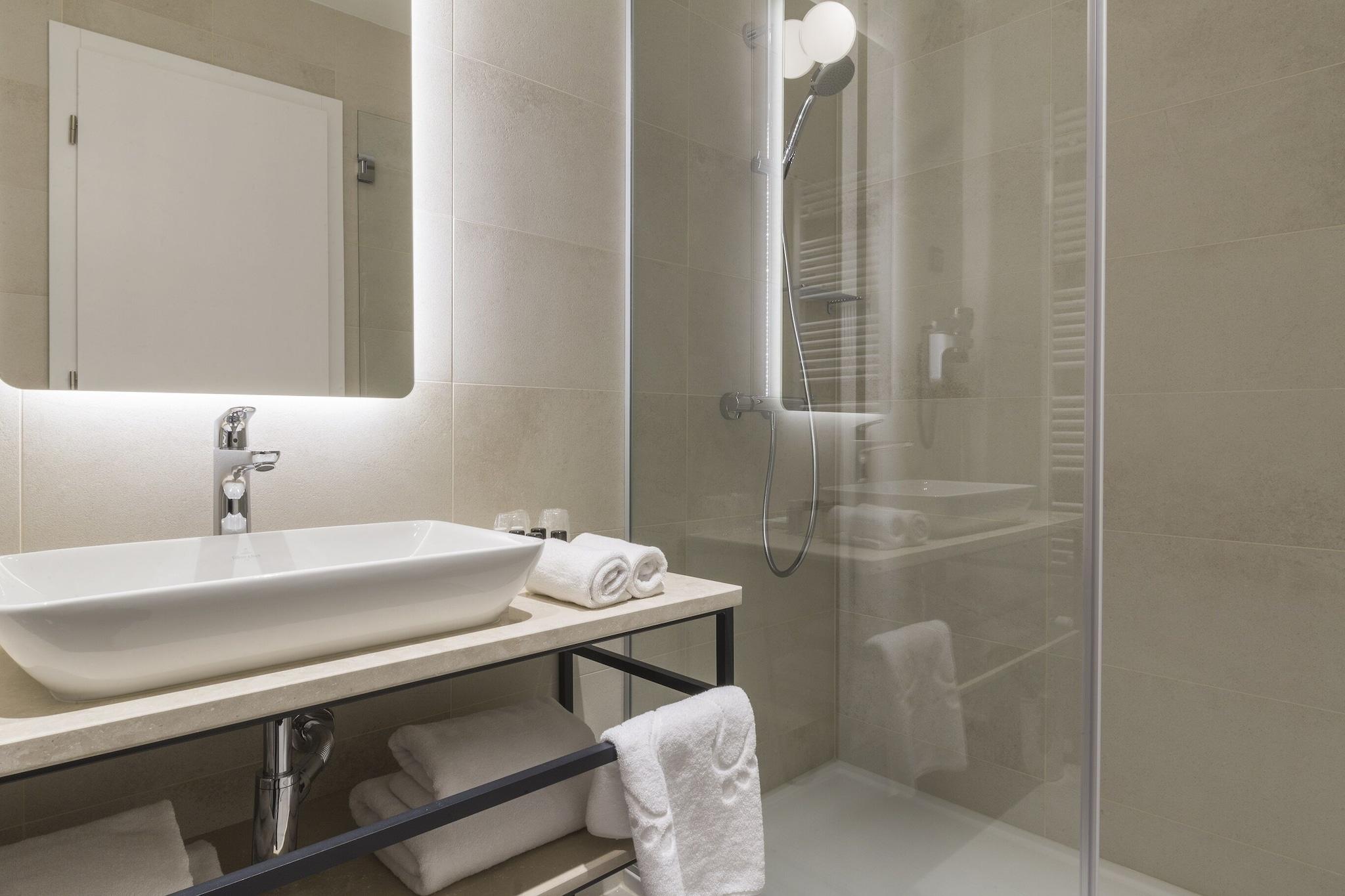 Suite with Double Bed