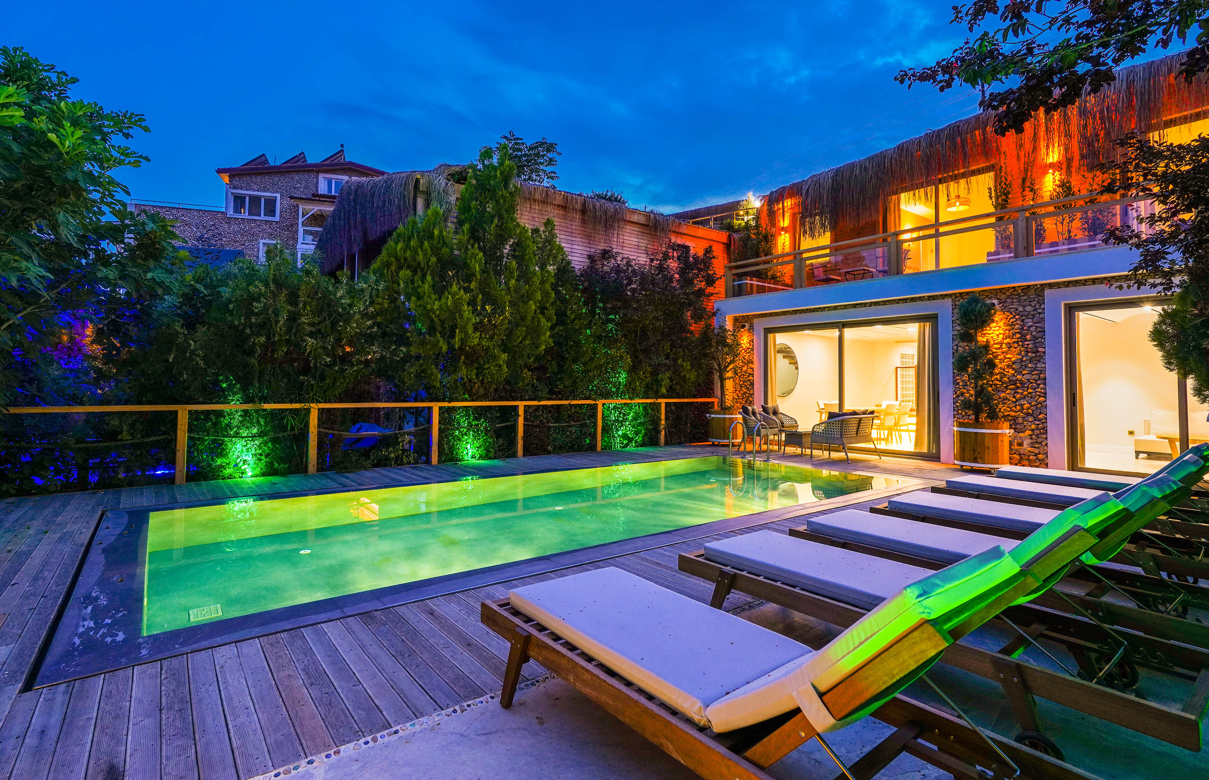 Villa Three Bedrooms Three Bathrooms