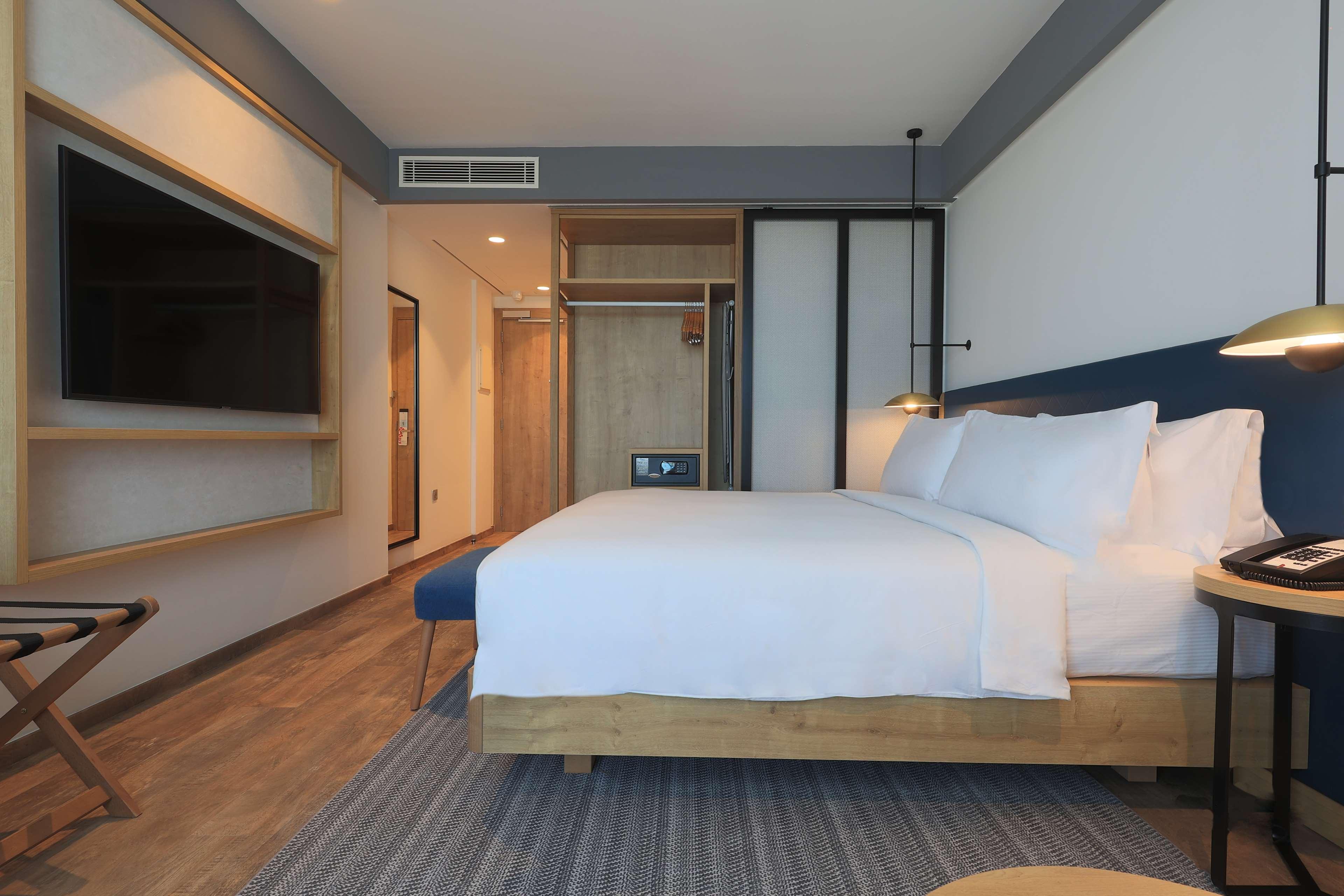 Double King Size Bed