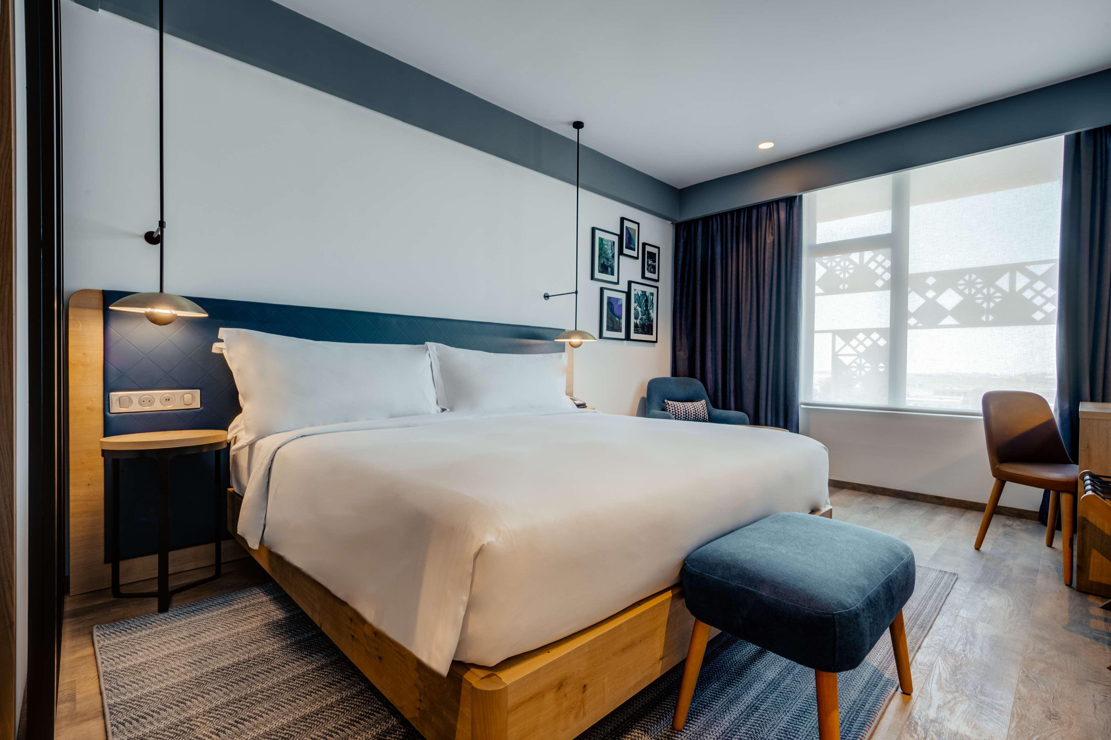 Double King Size Bed