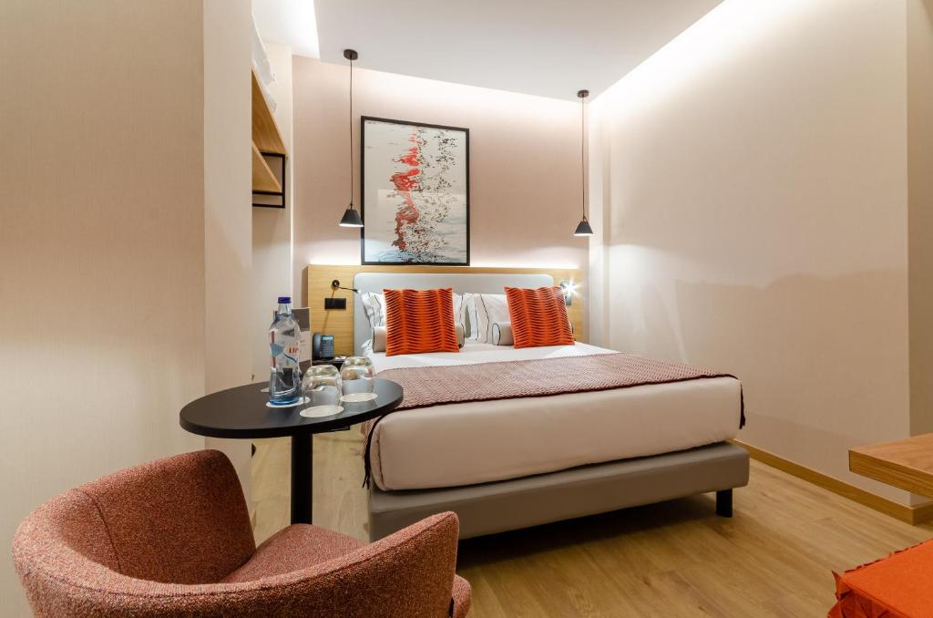 Double or Twin Standard