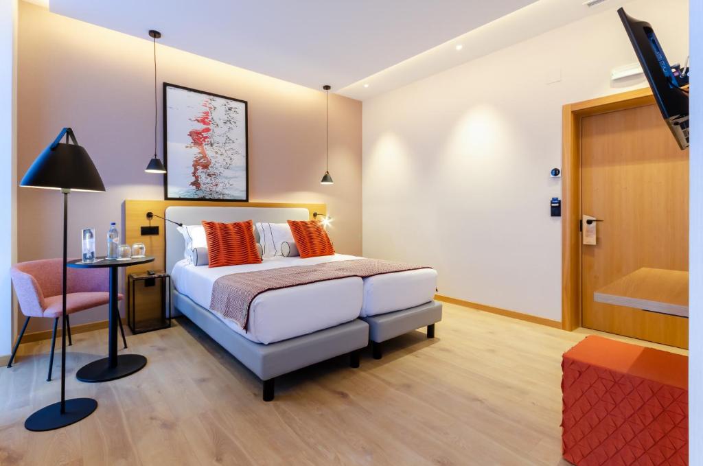 Double or Twin Superior