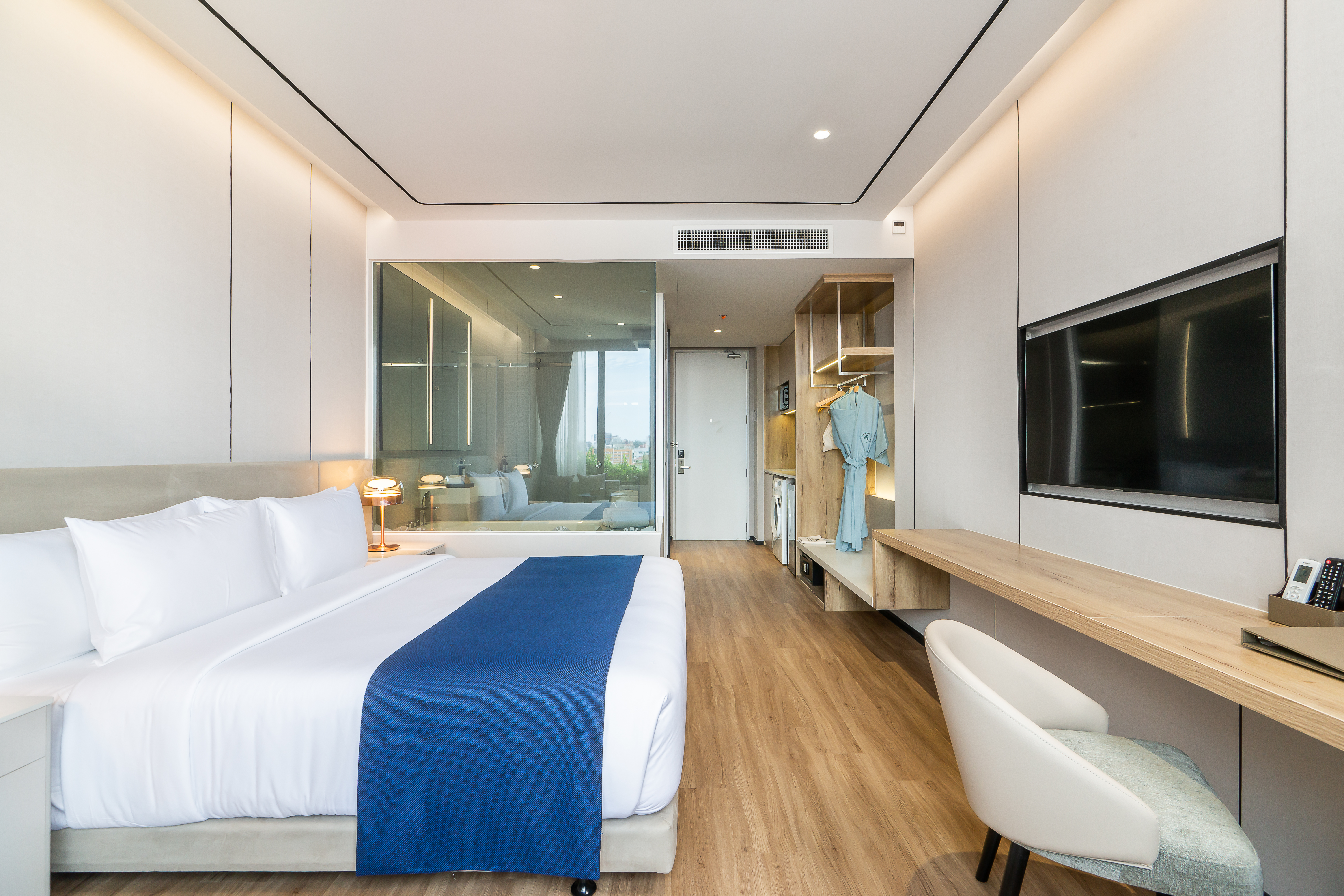 Room Deluxe King Bed