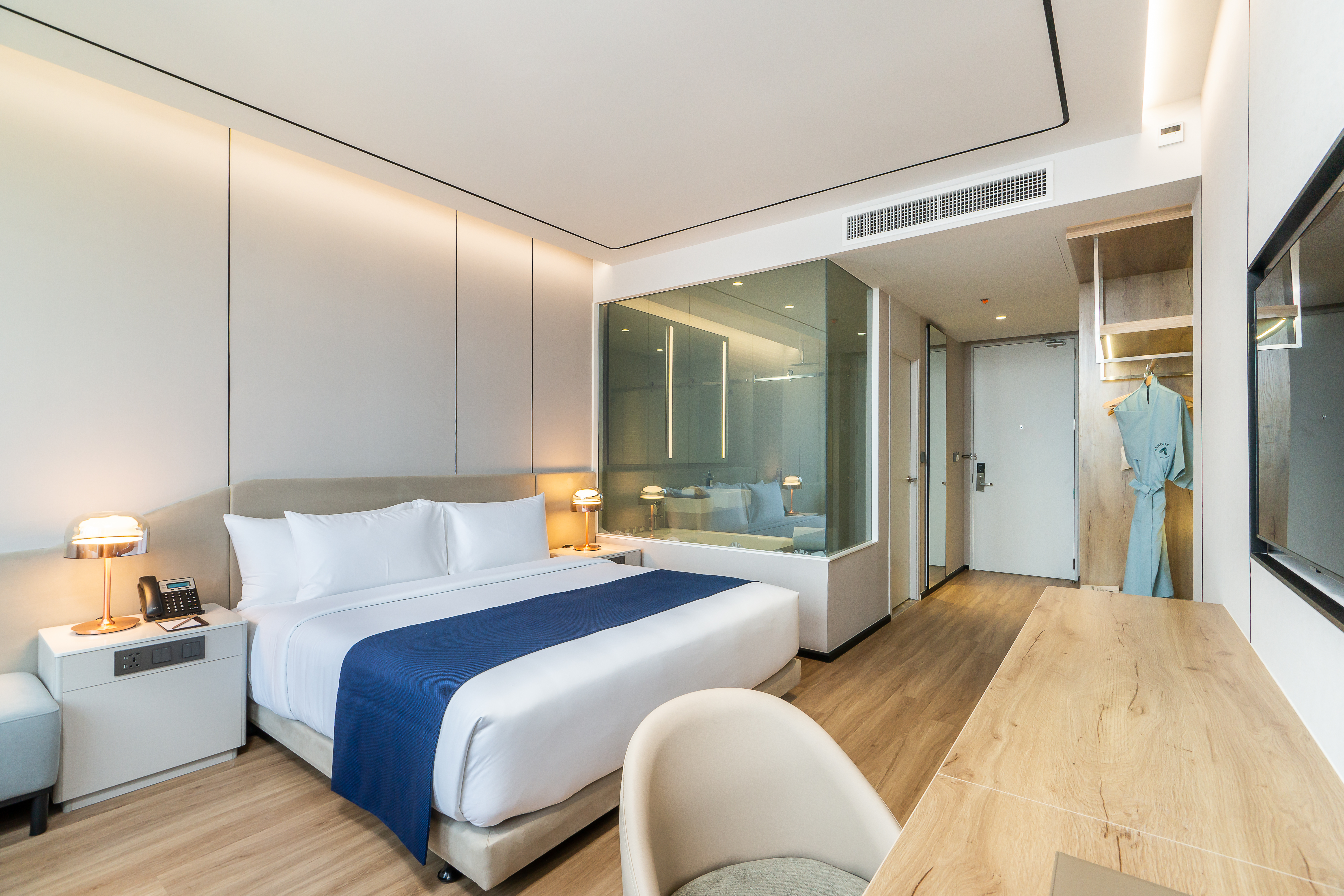 Room Deluxe King Bed