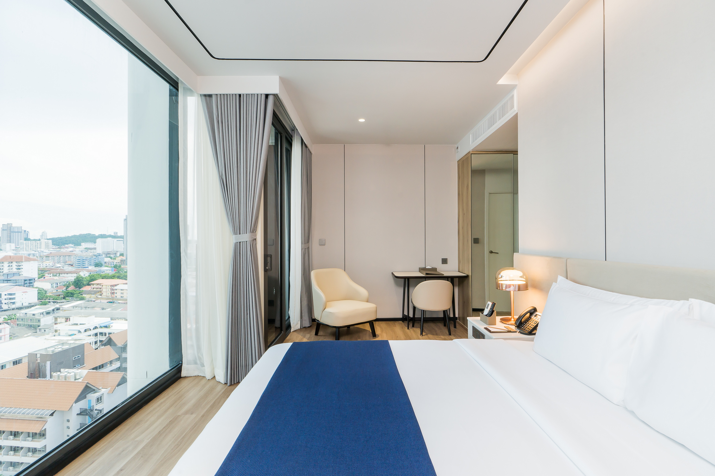 Room Premier City View