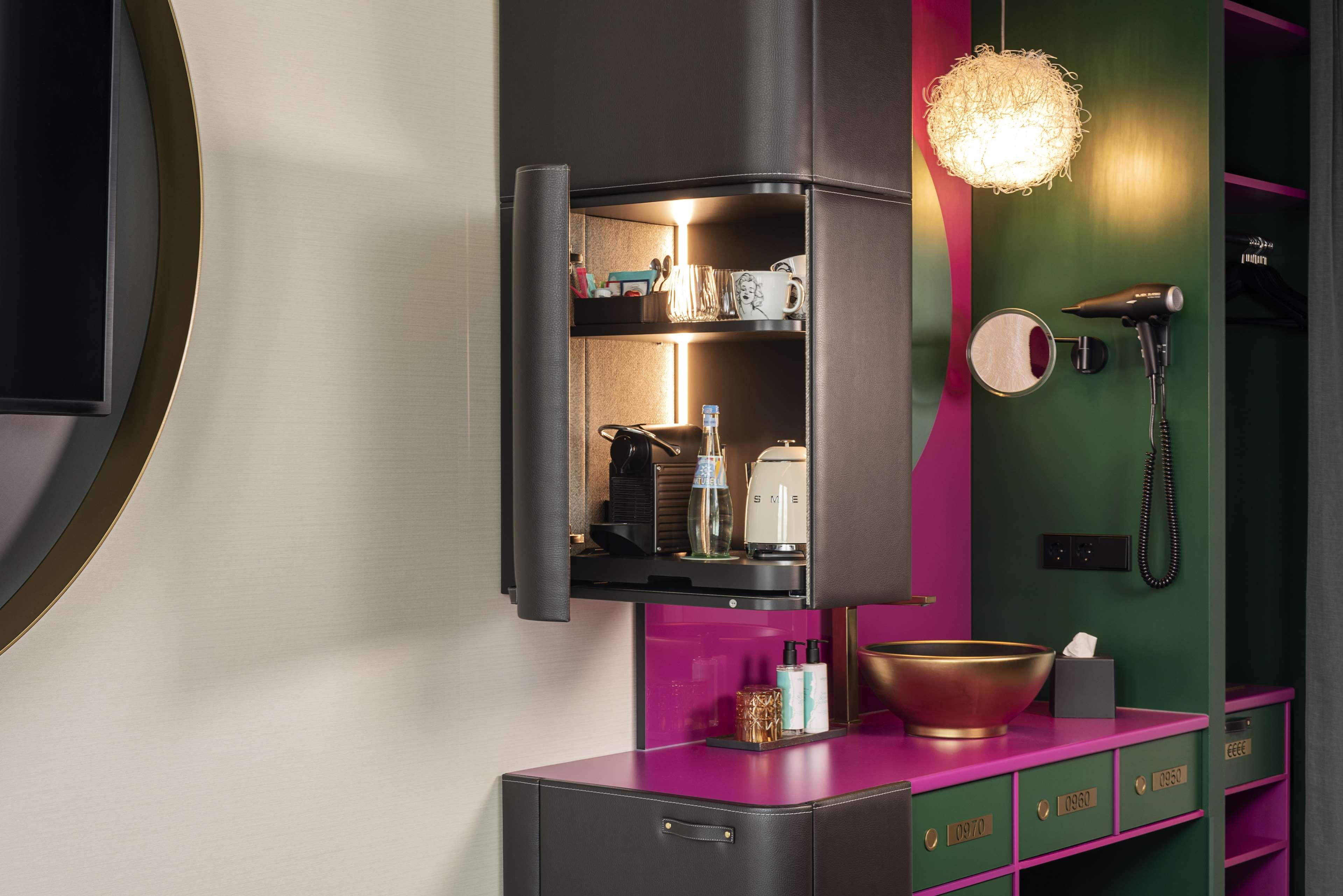 Double Single Superior