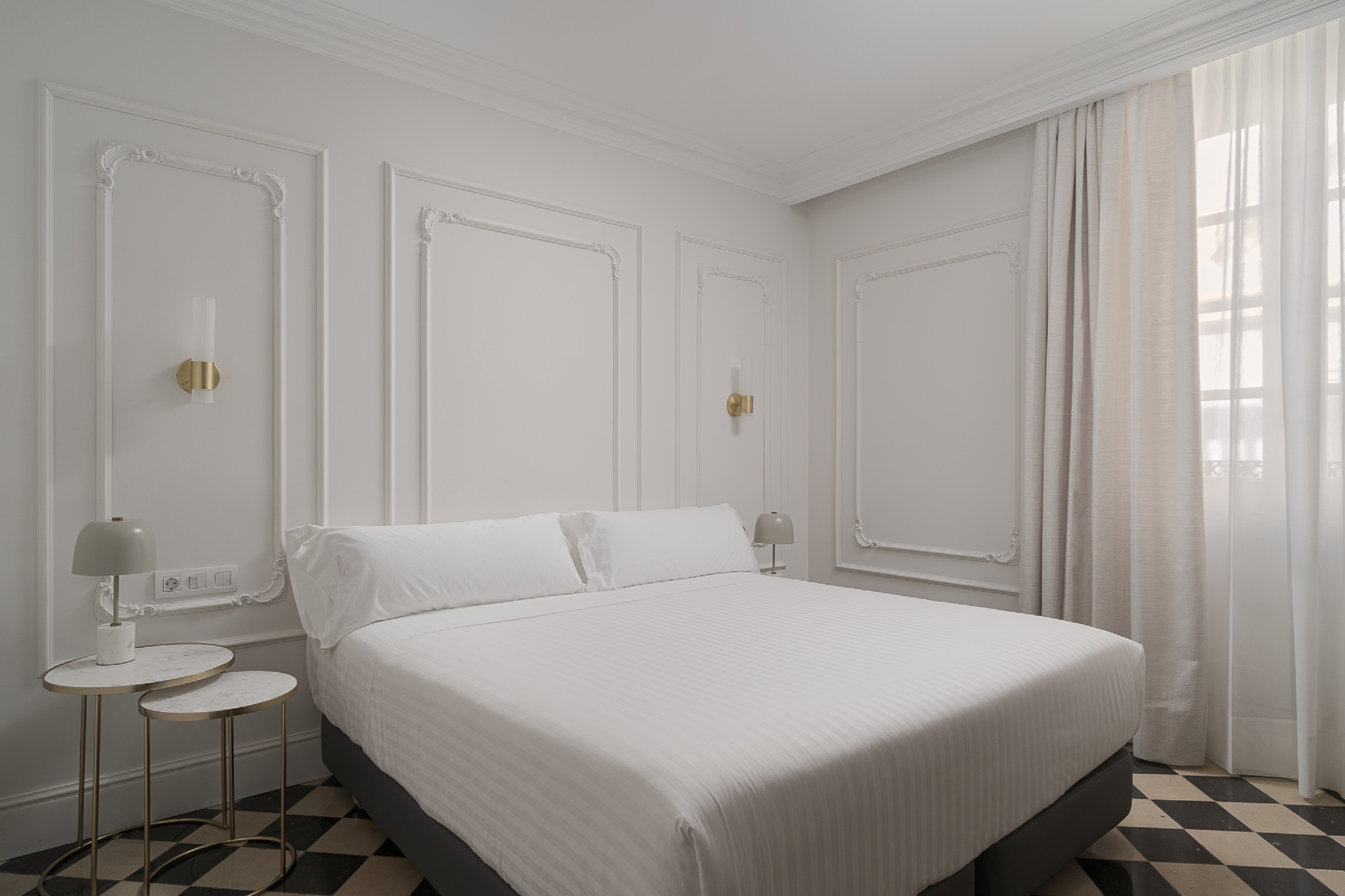 Double or Twin Deluxe