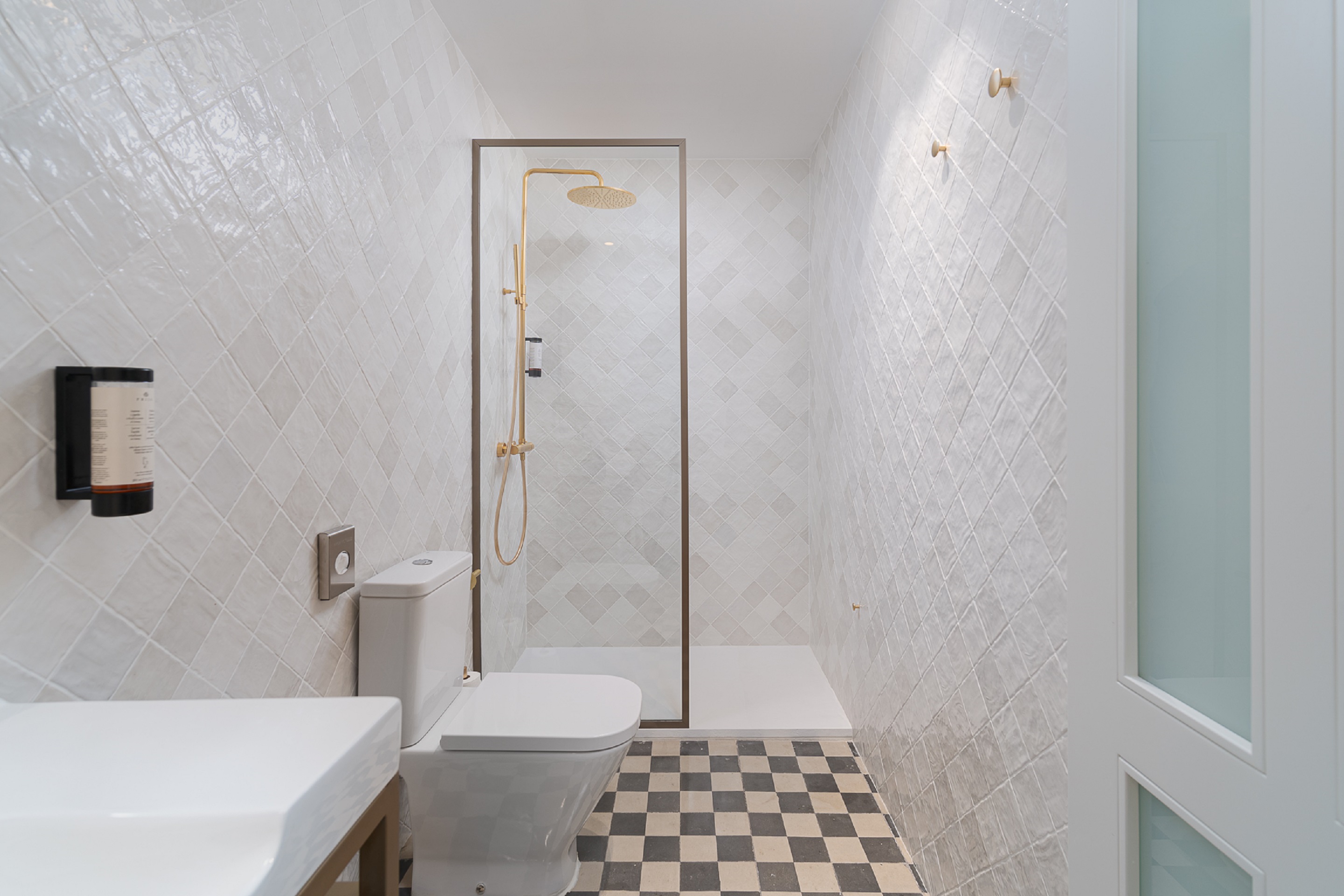 Double or Twin Deluxe