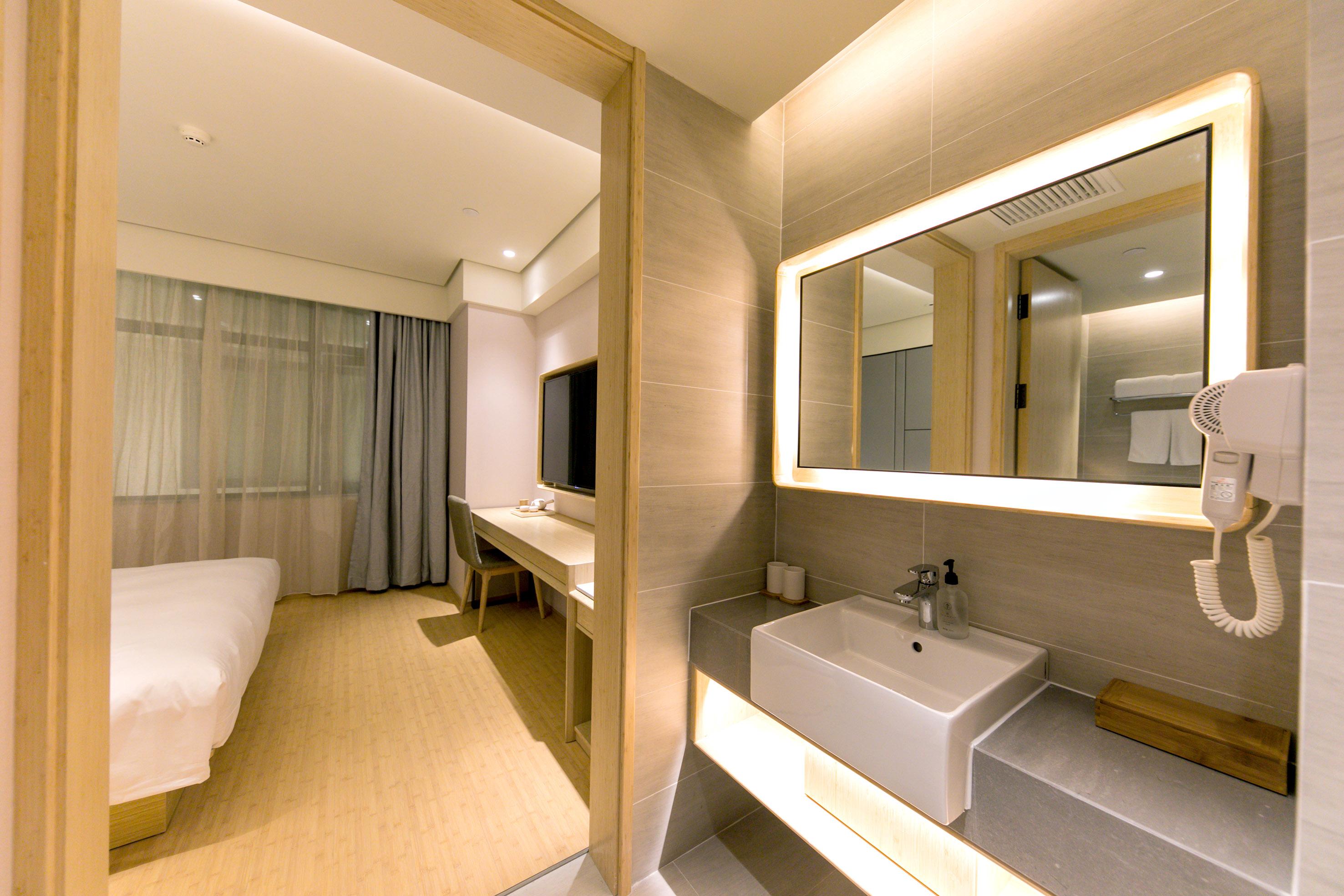 Double Inner-superior