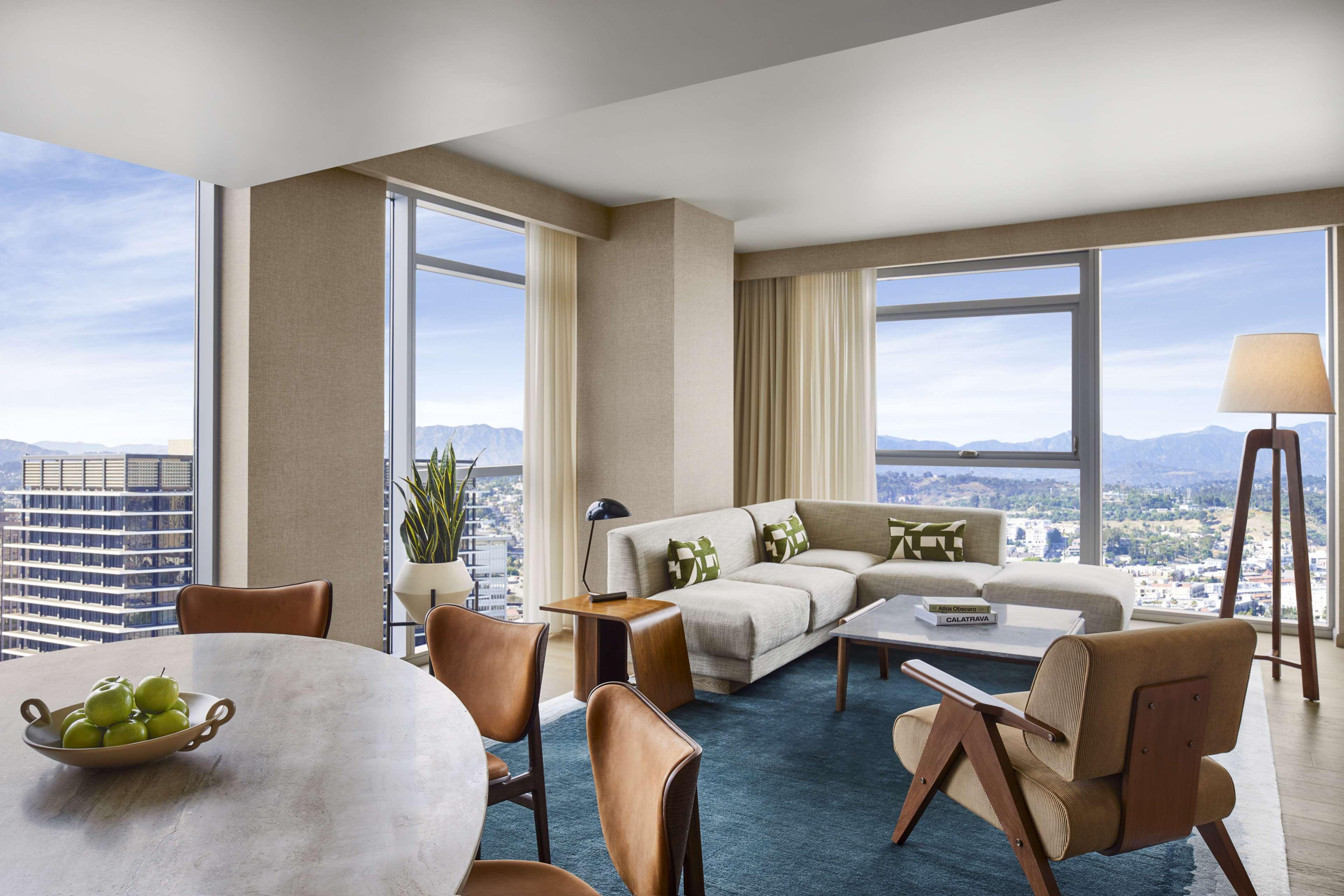 Suite King Bed One Bedroom 