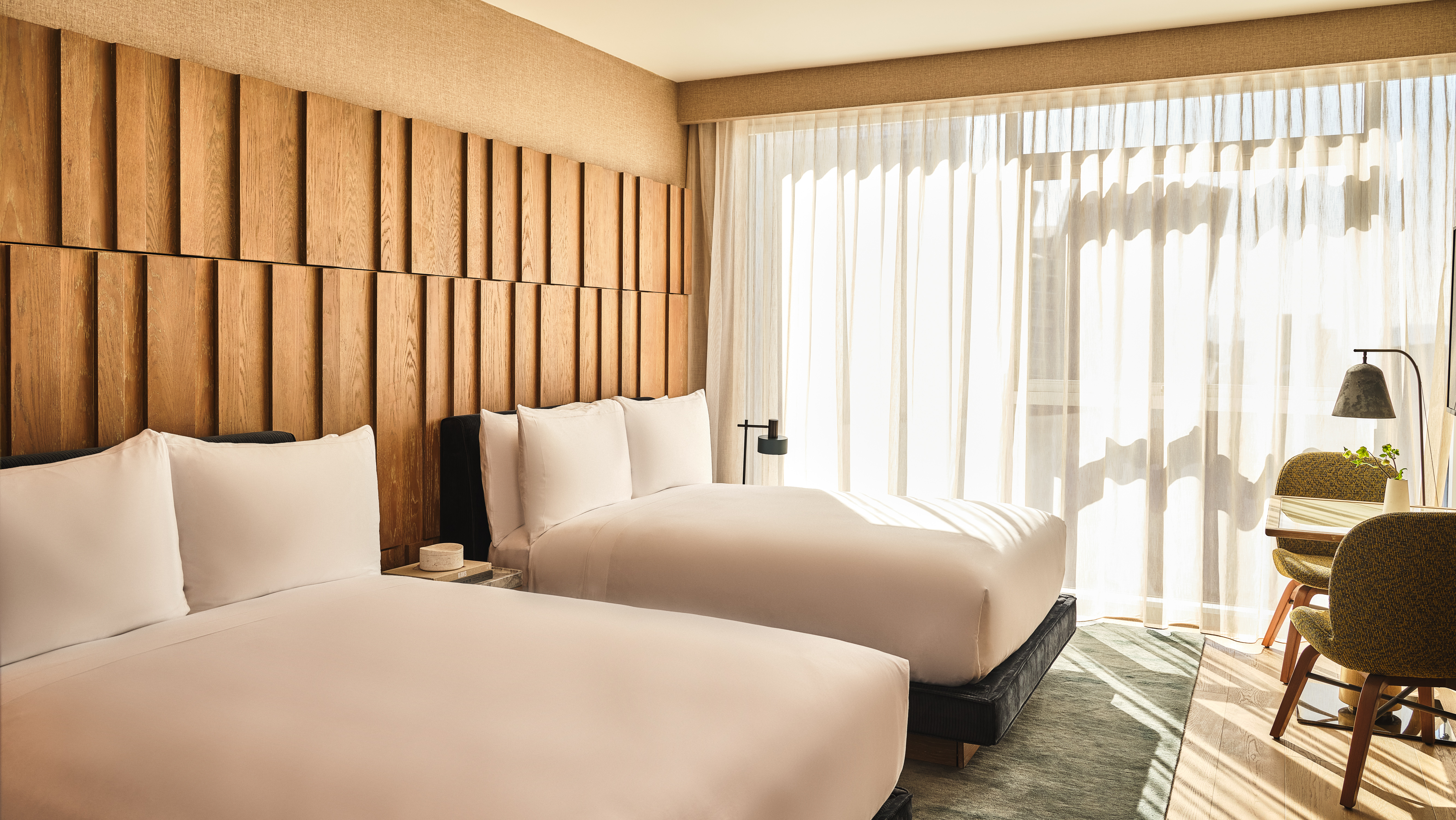 Twin Deluxe City View