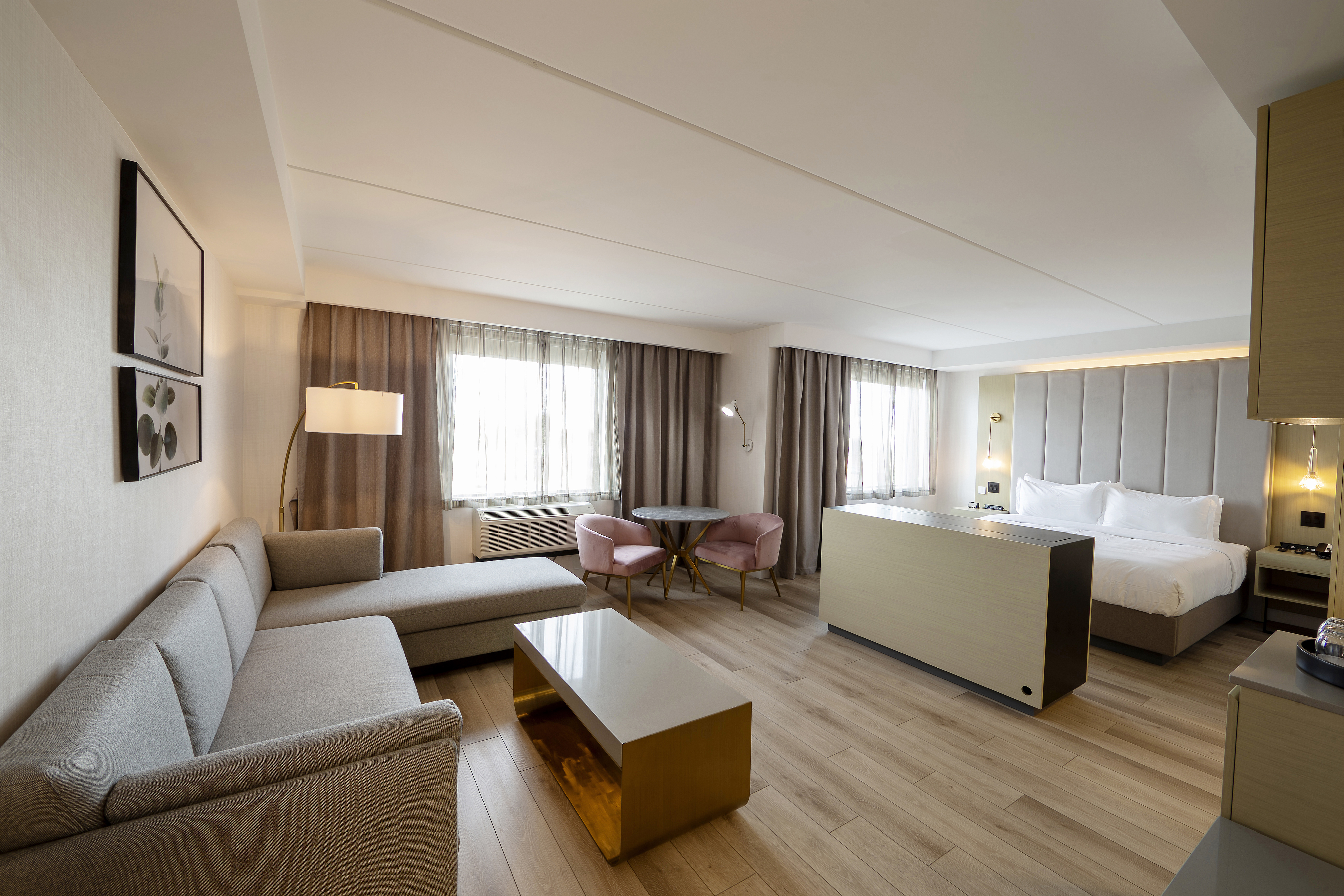 Studio King Size Bed