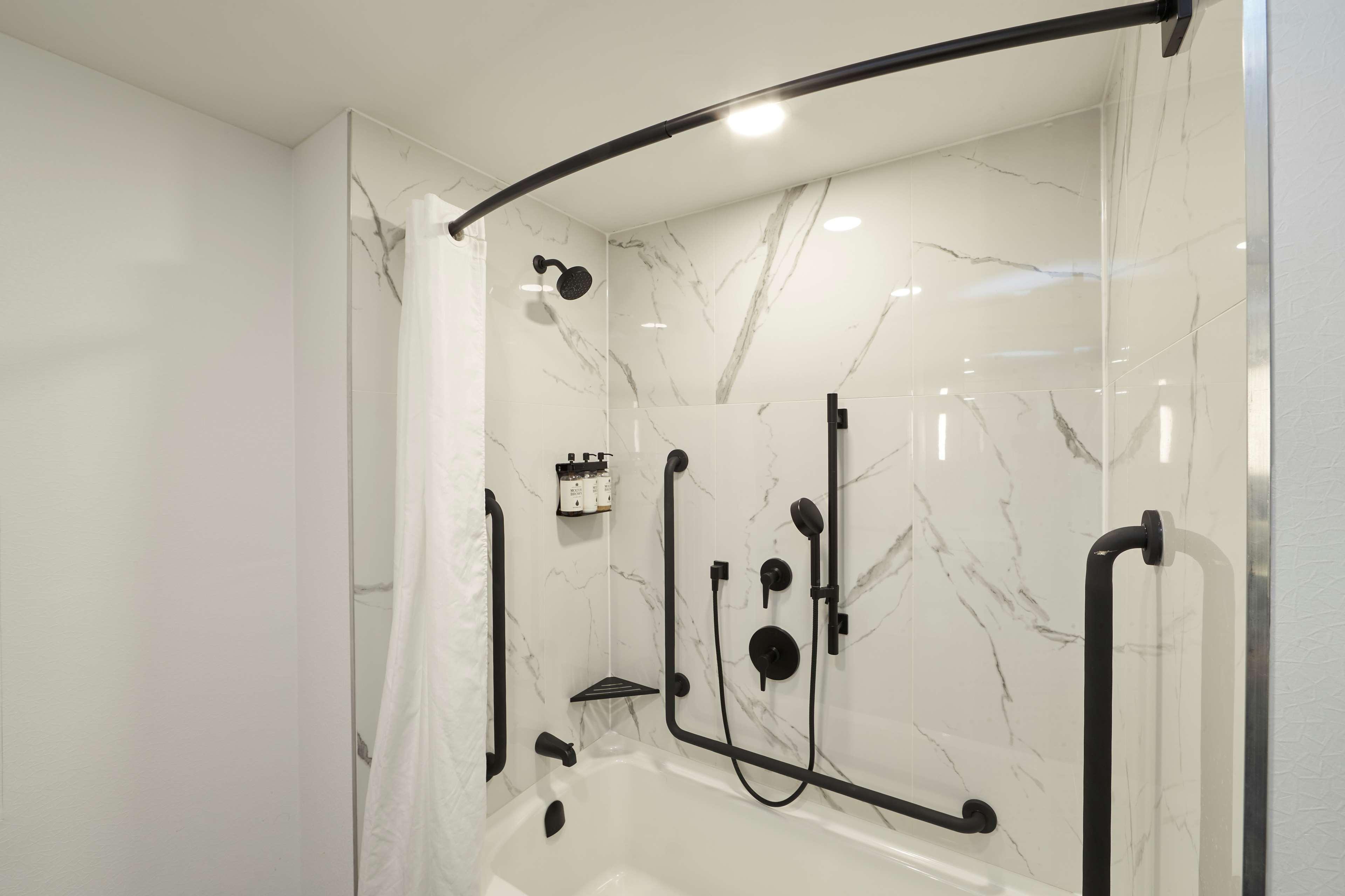 Double Accessible King Size Bed