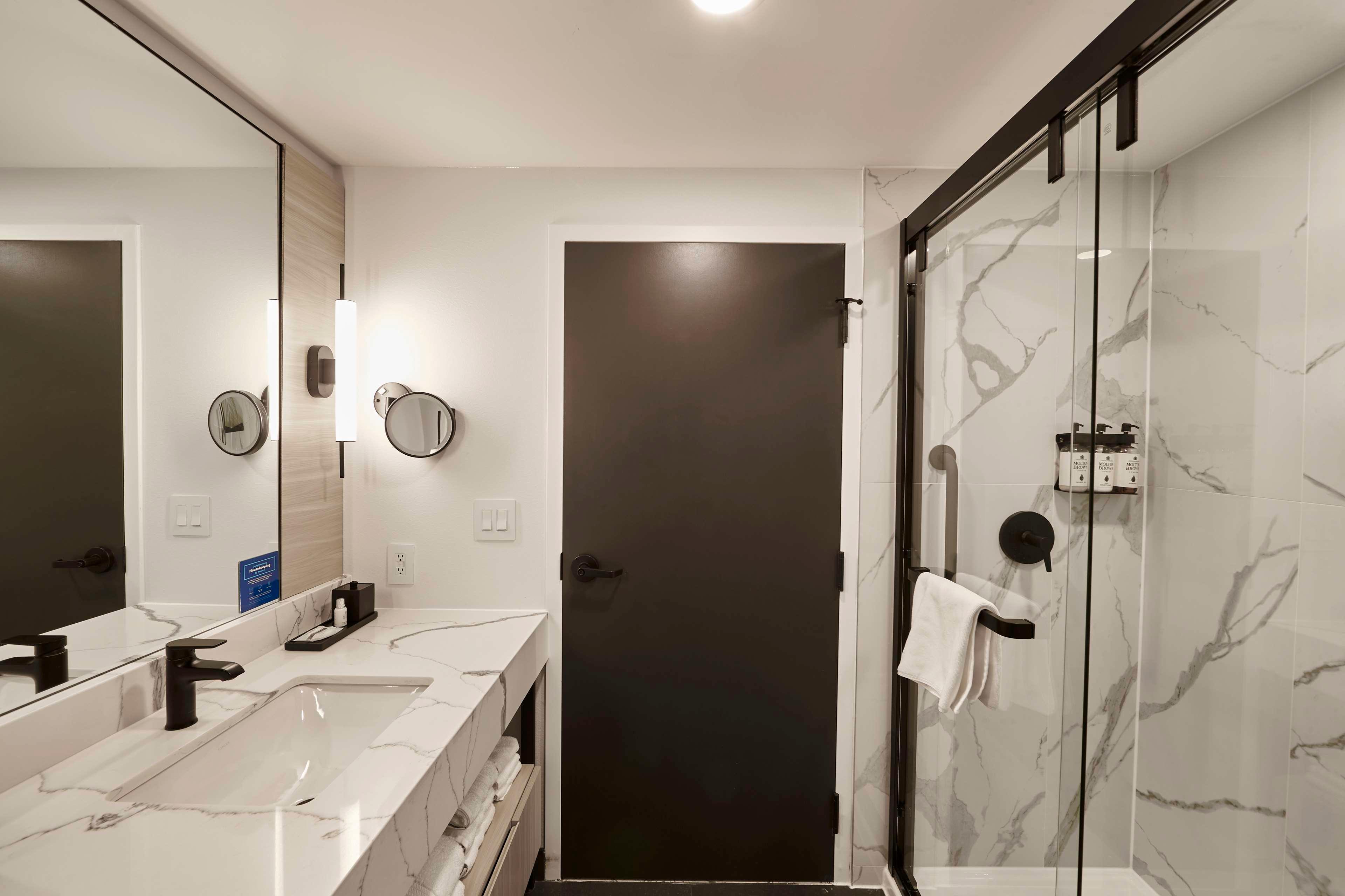 Double Deluxe City View