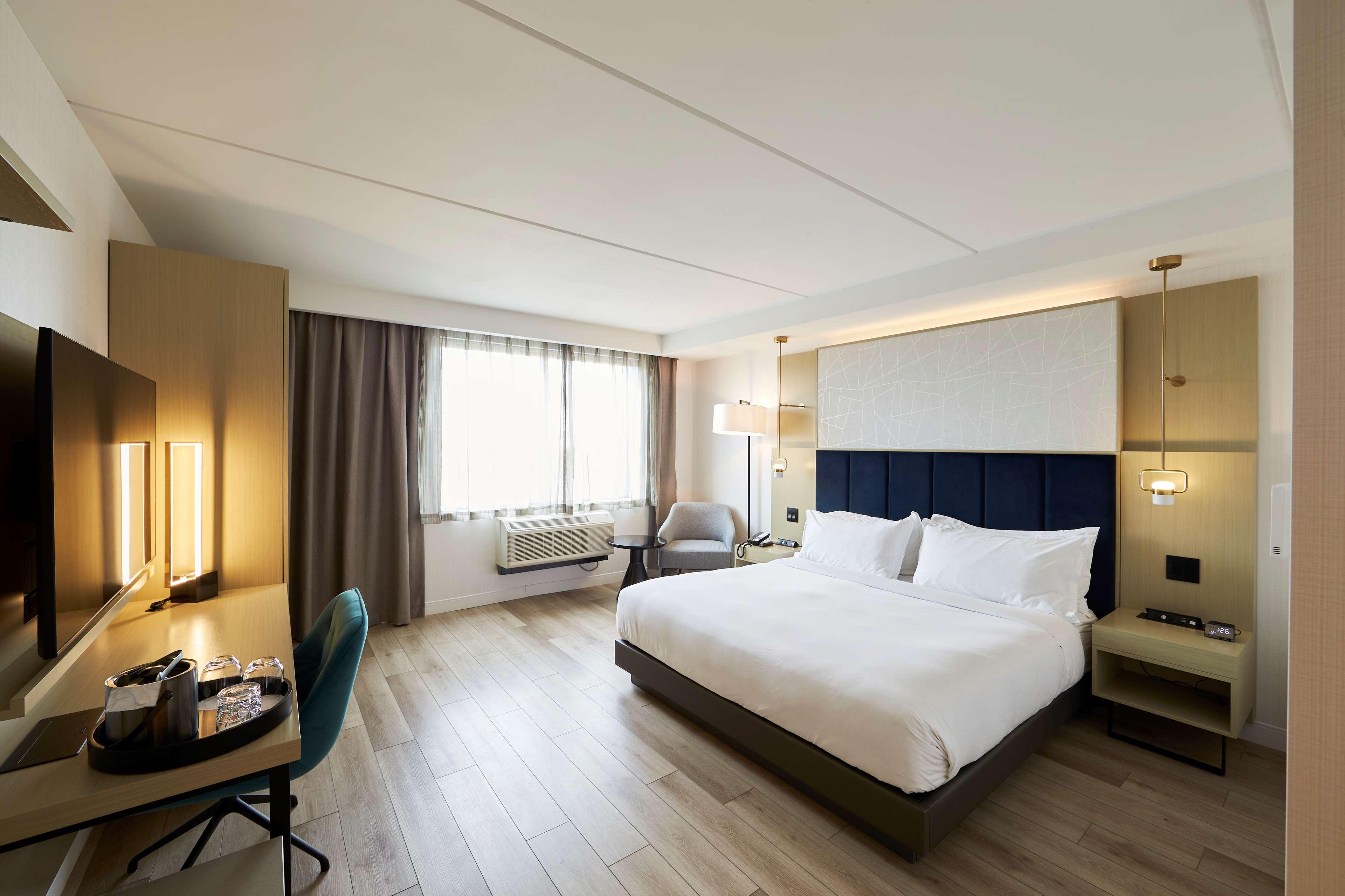 Double King Size Bed